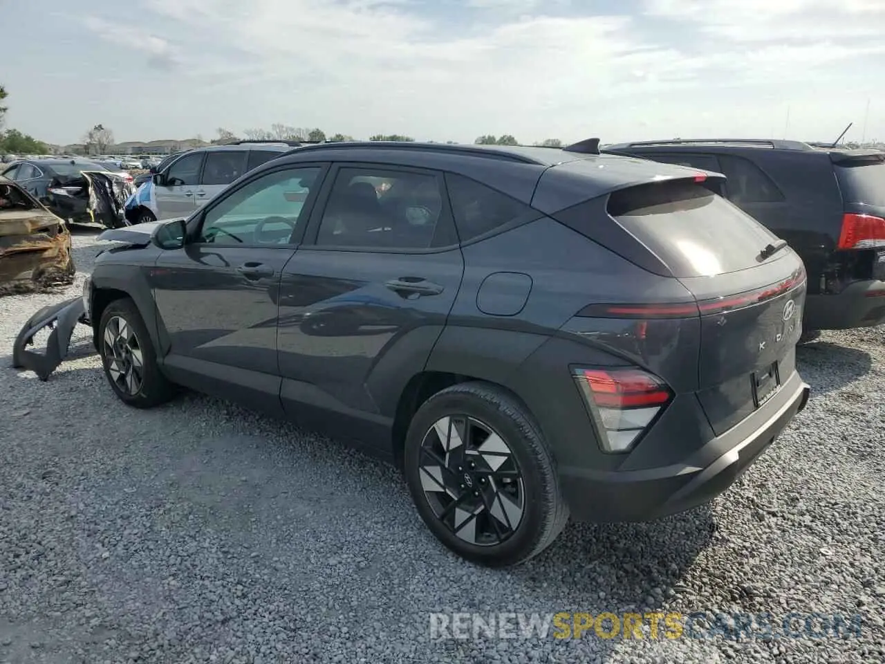 2 fotografías del automóvil dañado KM8HB3AB1RU040488 HYUNDAI KONA 2024