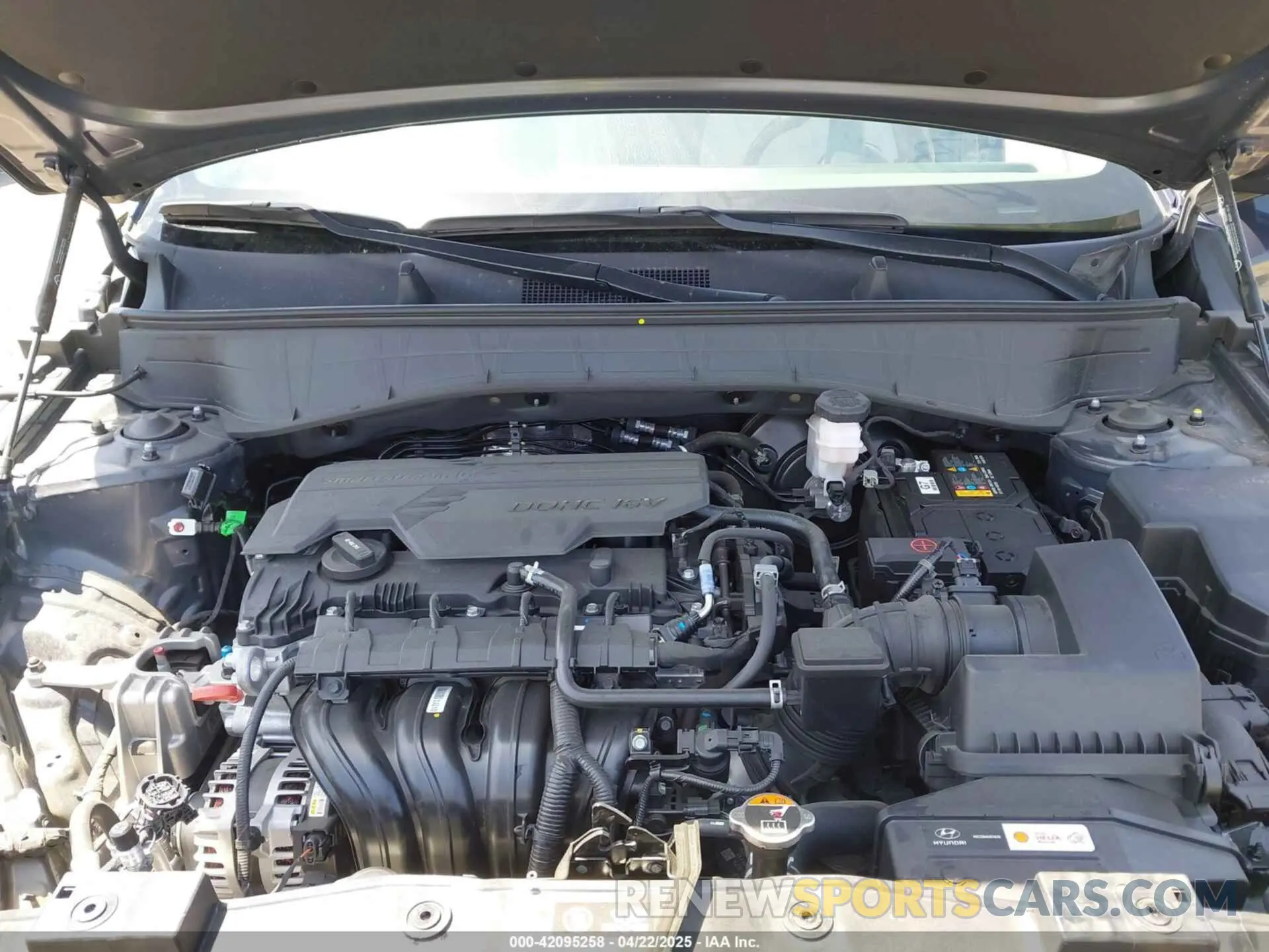10 fotografías del automóvil dañado KM8HB3AB1RU057856 HYUNDAI KONA 2024