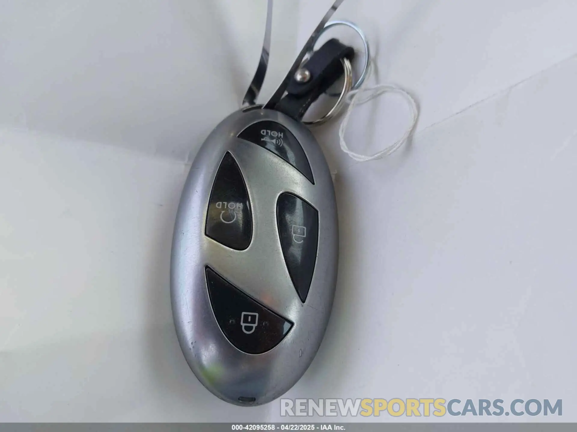 11 fotografías del automóvil dañado KM8HB3AB1RU057856 HYUNDAI KONA 2024