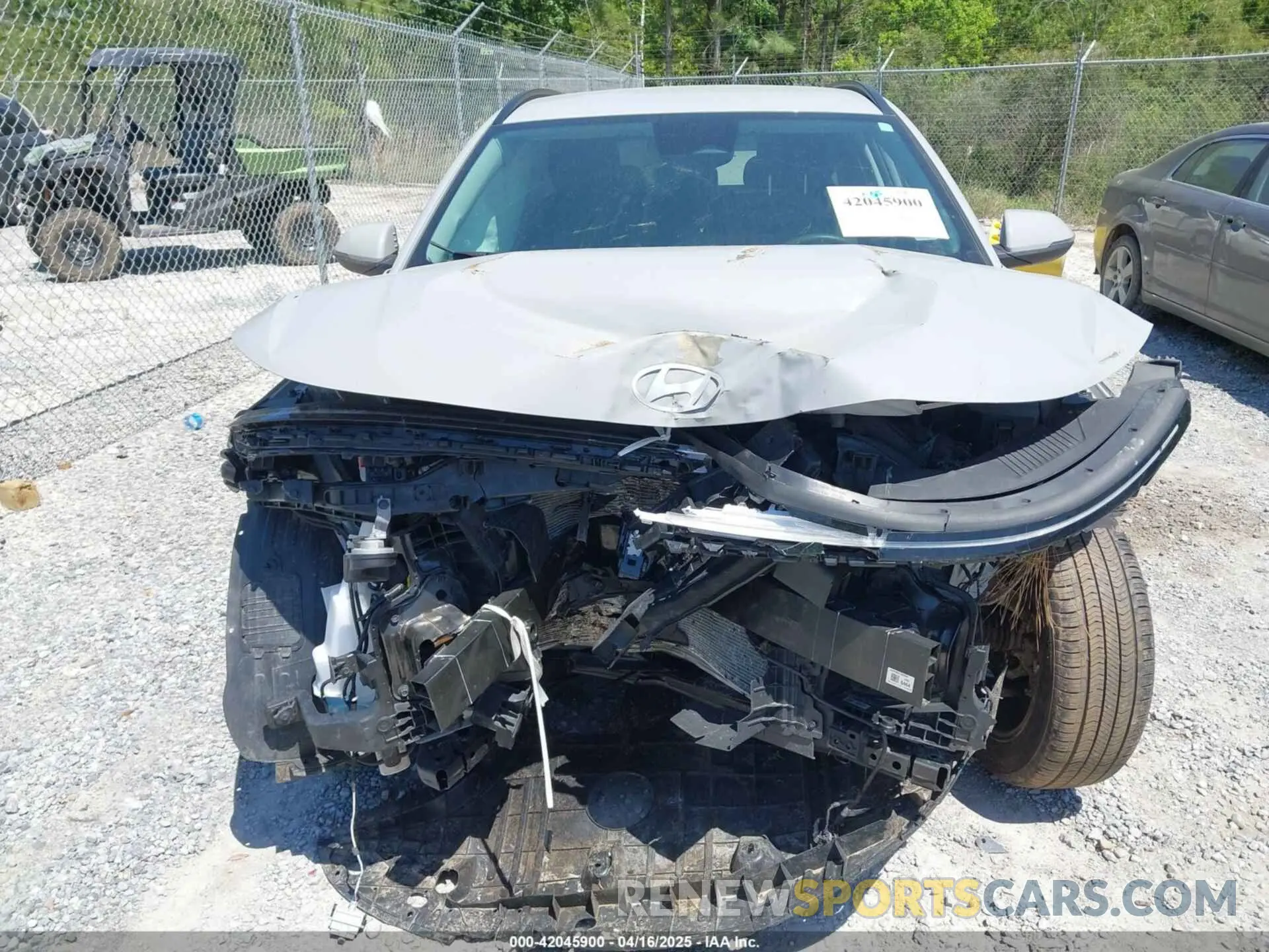 13 fotografías del automóvil dañado KM8HB3AB2RU171025 HYUNDAI KONA 2024