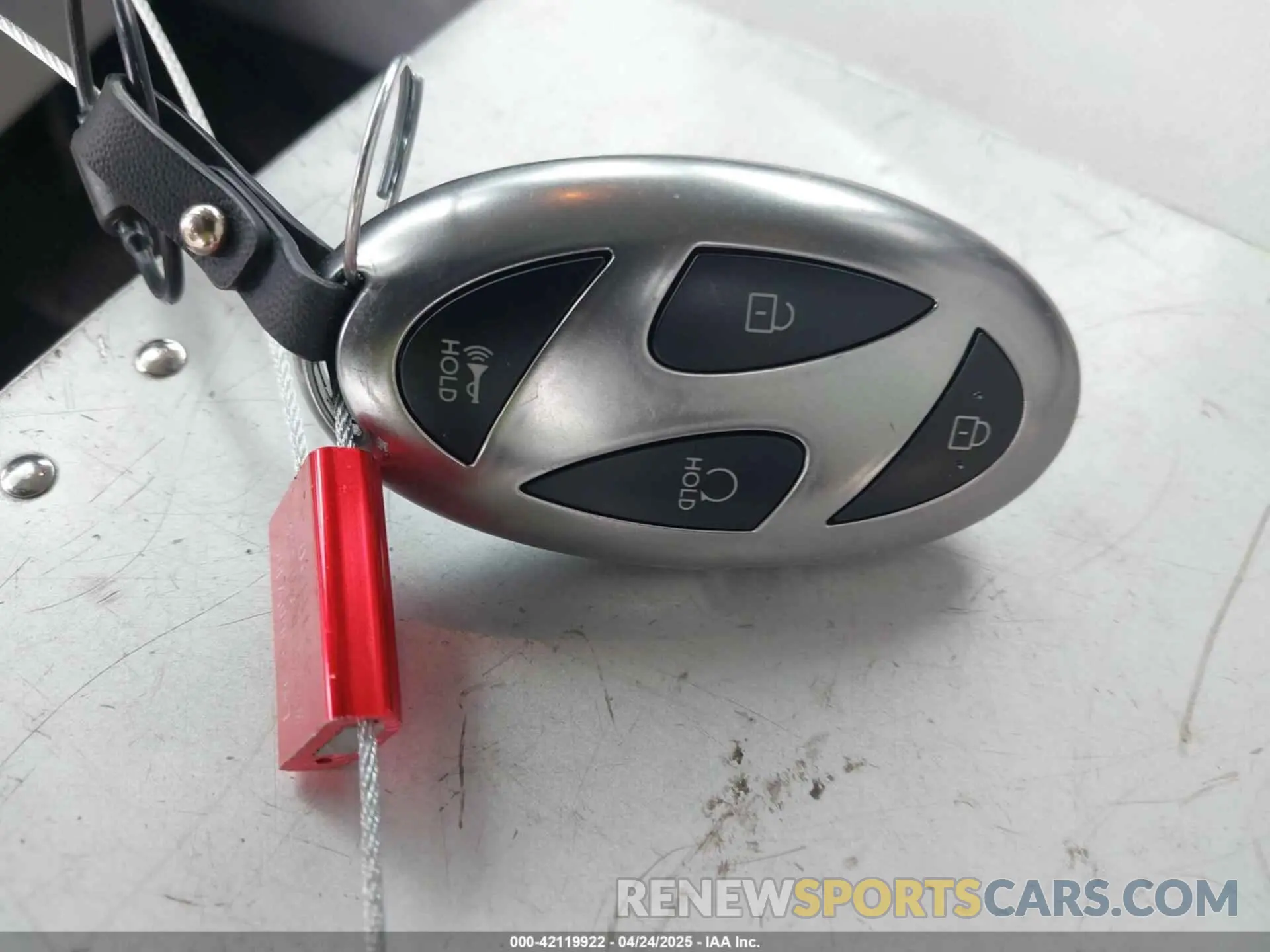 11 fotografías del automóvil dañado KM8HB3AB3RU129060 HYUNDAI KONA 2024