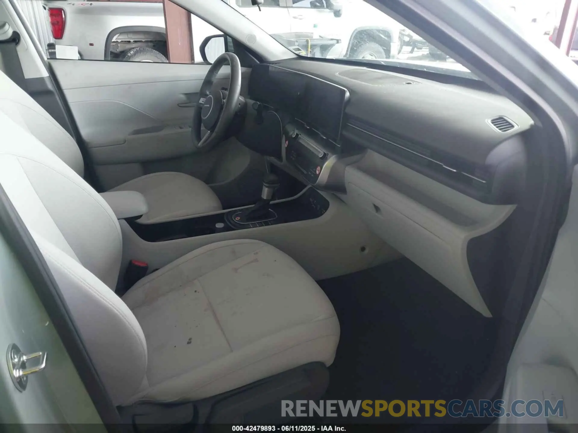 5 fotografías del automóvil dañado KM8HB3AB3RU171003 HYUNDAI KONA 2024