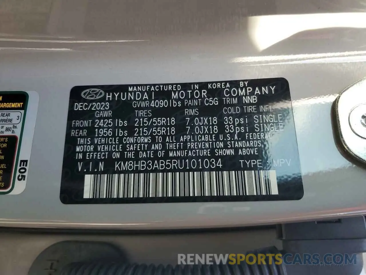 13 fotografías del automóvil dañado KM8HB3AB5RU101034 HYUNDAI KONA 2024