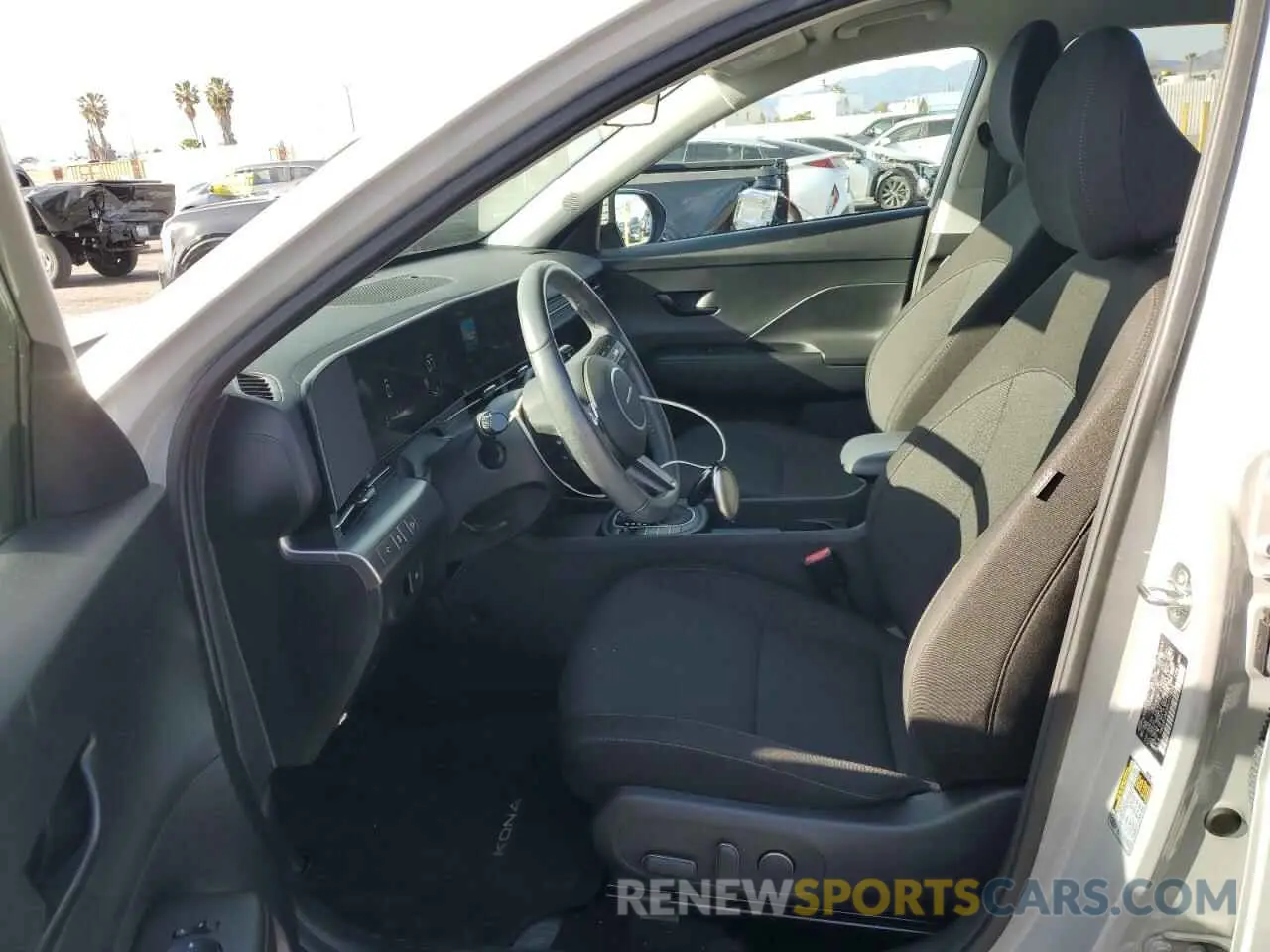 7 fotografías del automóvil dañado KM8HB3AB5RU101034 HYUNDAI KONA 2024