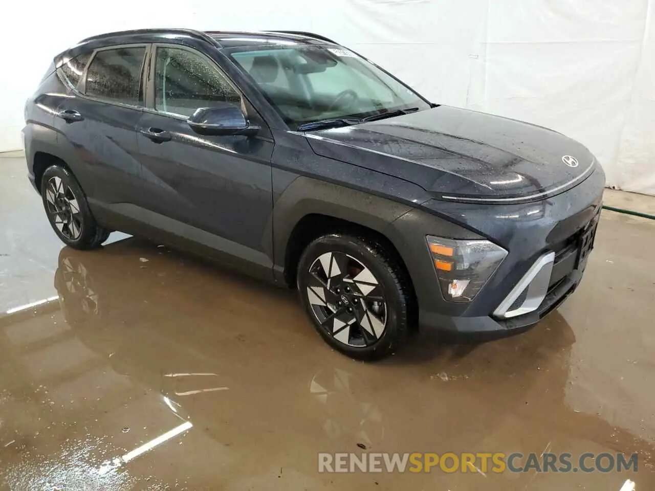 4 fotografías del automóvil dañado KM8HB3AB5RU129917 HYUNDAI KONA 2024