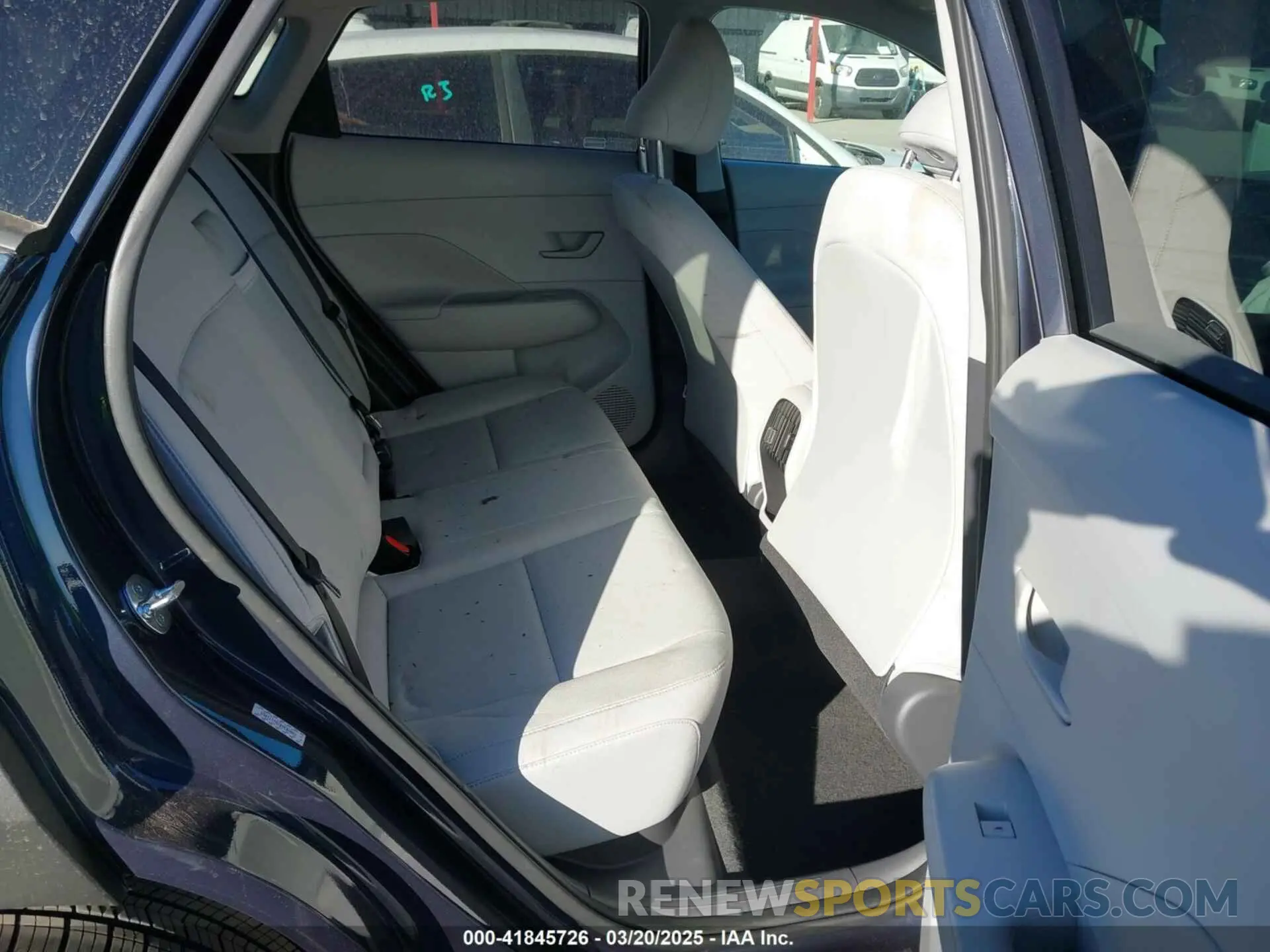 8 fotografías del automóvil dañado KM8HB3ABXRU171953 HYUNDAI KONA 2024