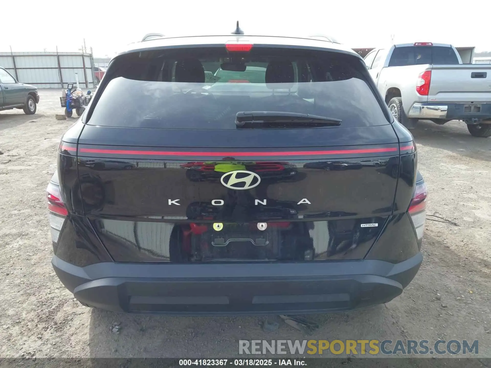 17 fotografías del automóvil dañado KM8HBCAB0RU075619 HYUNDAI KONA 2024