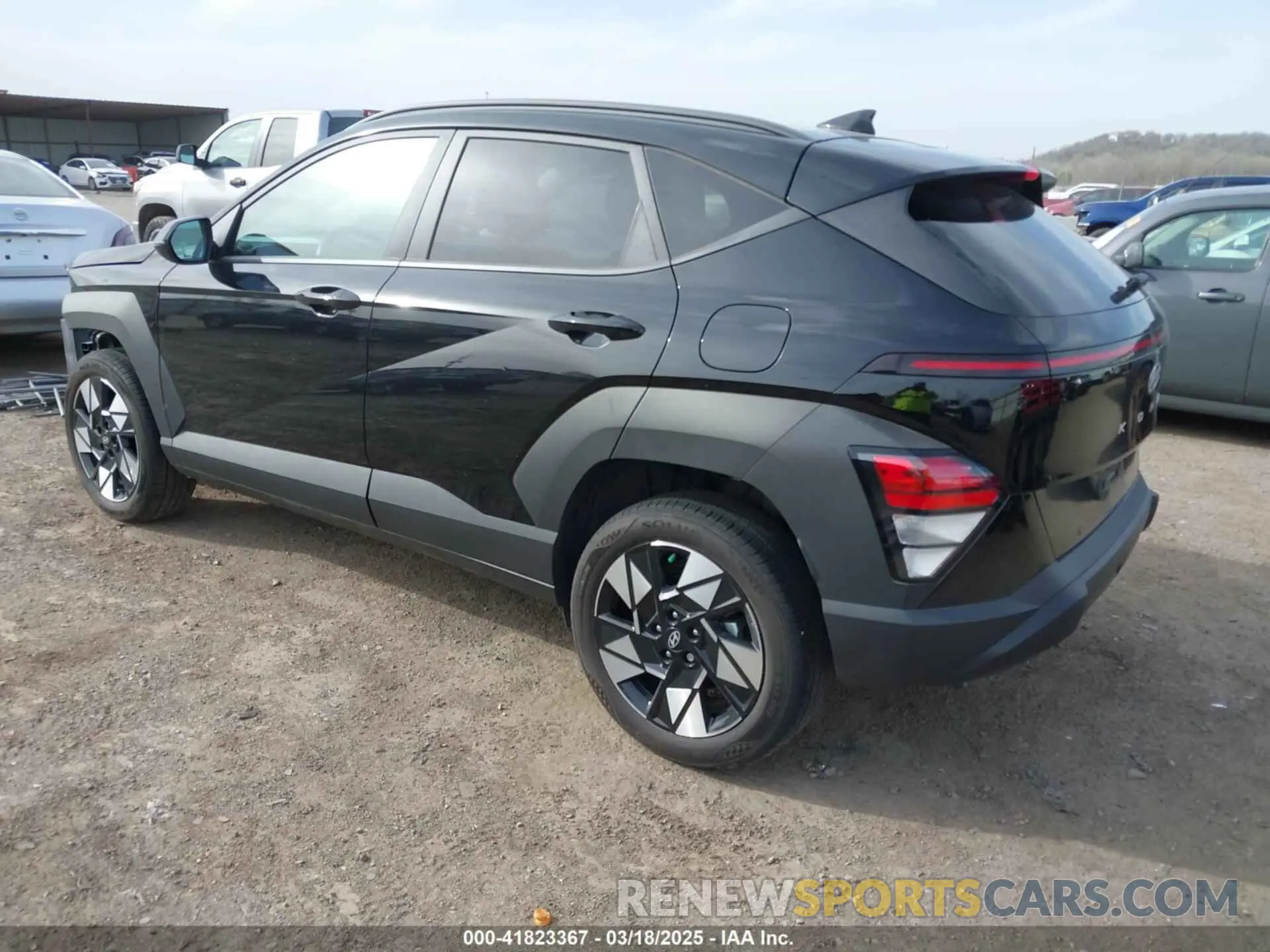 3 fotografías del automóvil dañado KM8HBCAB0RU075619 HYUNDAI KONA 2024