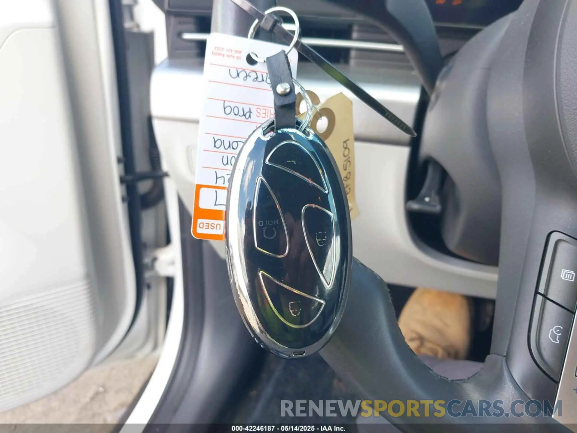 11 fotografías del automóvil dañado KM8HBCAB2RU077839 HYUNDAI KONA 2024