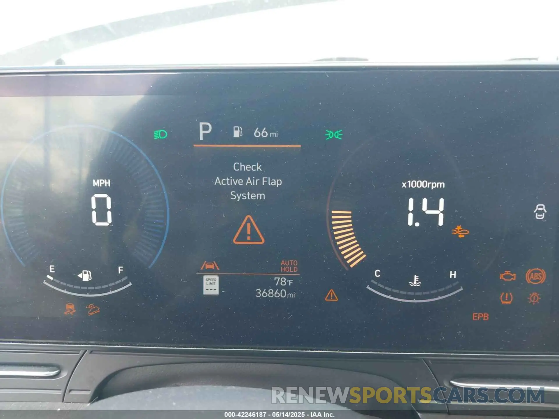15 fotografías del automóvil dañado KM8HBCAB2RU077839 HYUNDAI KONA 2024