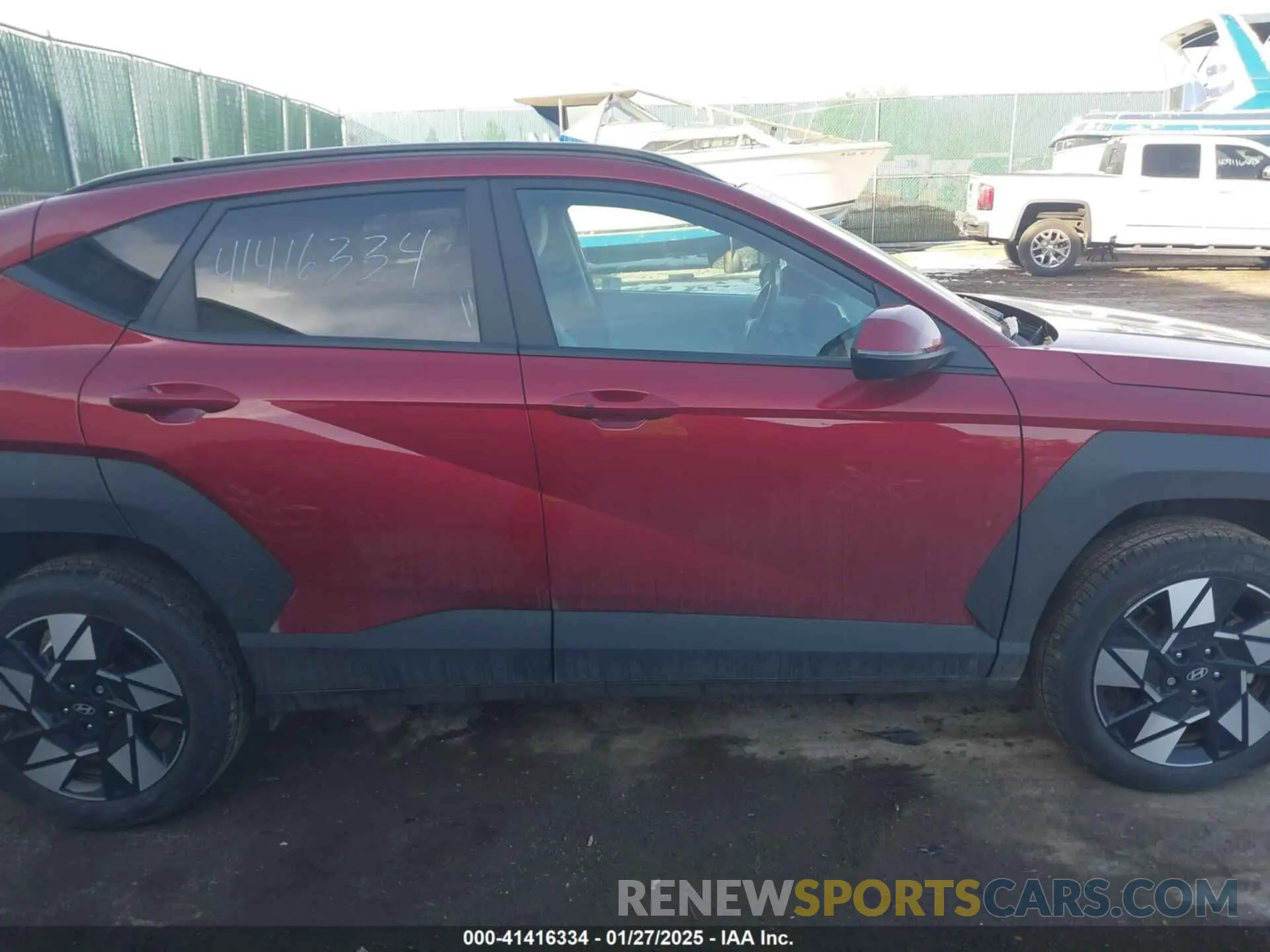 14 fotografías del automóvil dañado KM8HBCAB4RU077633 HYUNDAI KONA 2024