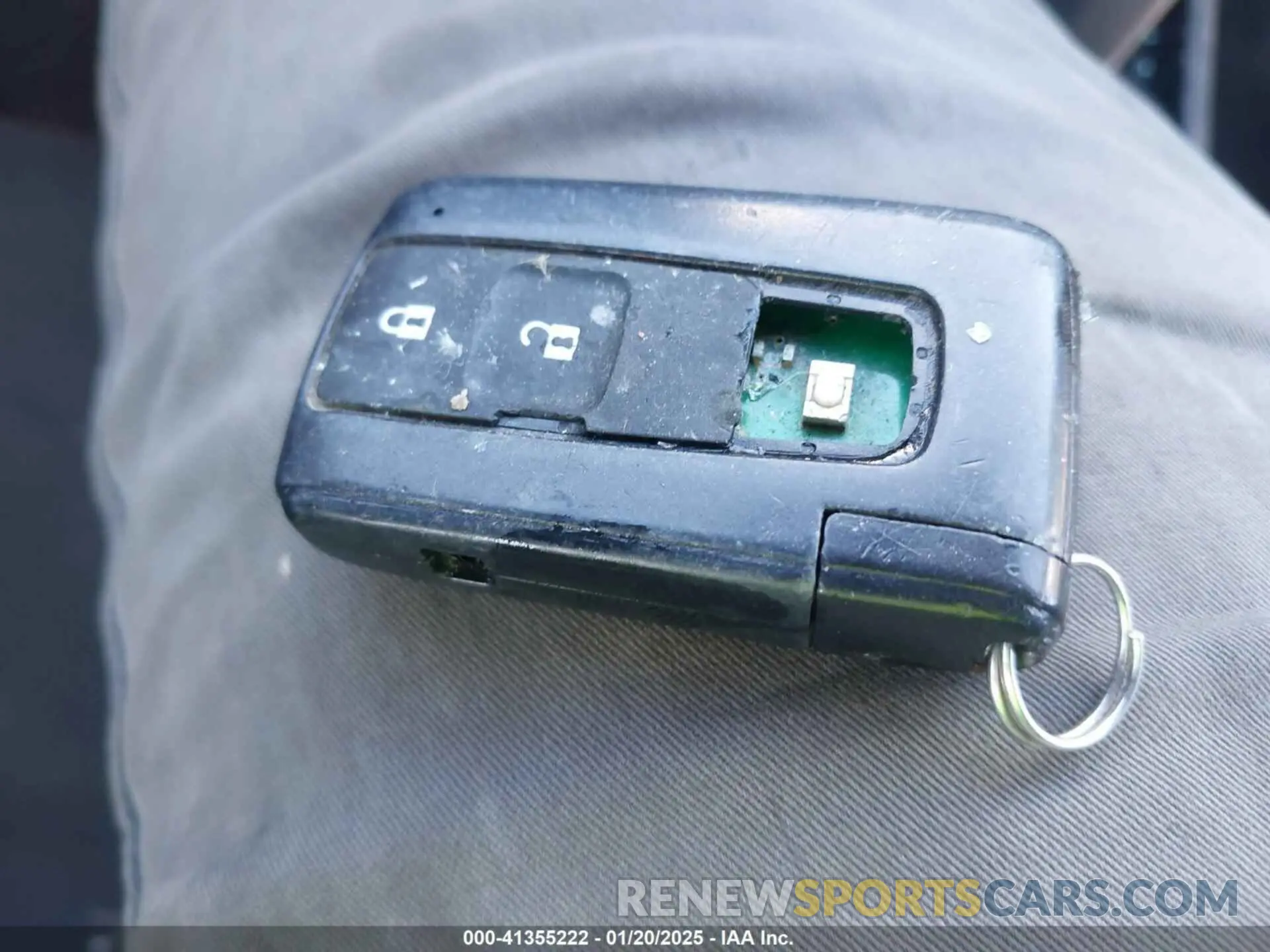 11 fotografías del automóvil dañado KM8HBCAB4RU162309 HYUNDAI KONA 2024