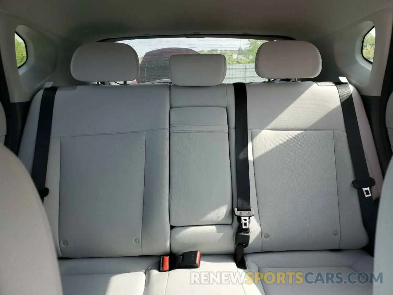 10 fotografías del automóvil dañado KM8HBCAB5RU165669 HYUNDAI KONA 2024