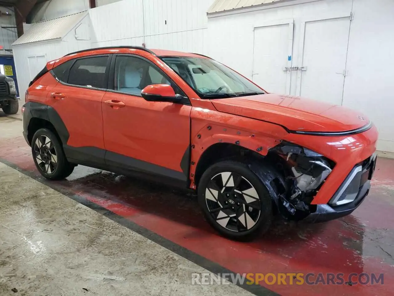4 fotografías del automóvil dañado KM8HBCAB5RU172542 HYUNDAI KONA 2024