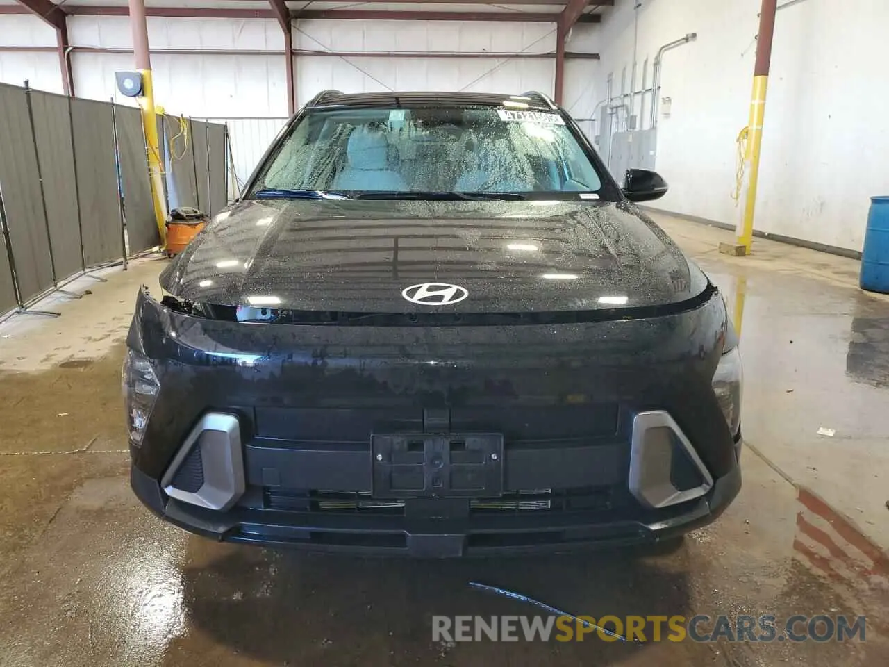 5 fotografías del automóvil dañado KM8HBCAB6RU151683 HYUNDAI KONA 2024