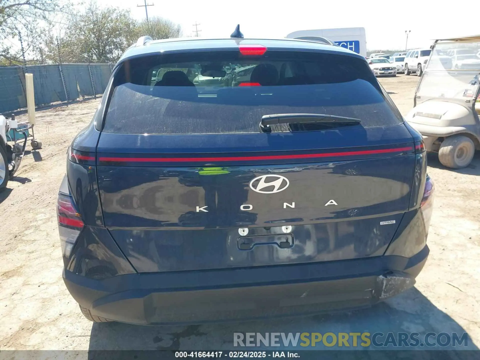 16 fotografías del automóvil dañado KM8HBCAB9RU149085 HYUNDAI KONA 2024