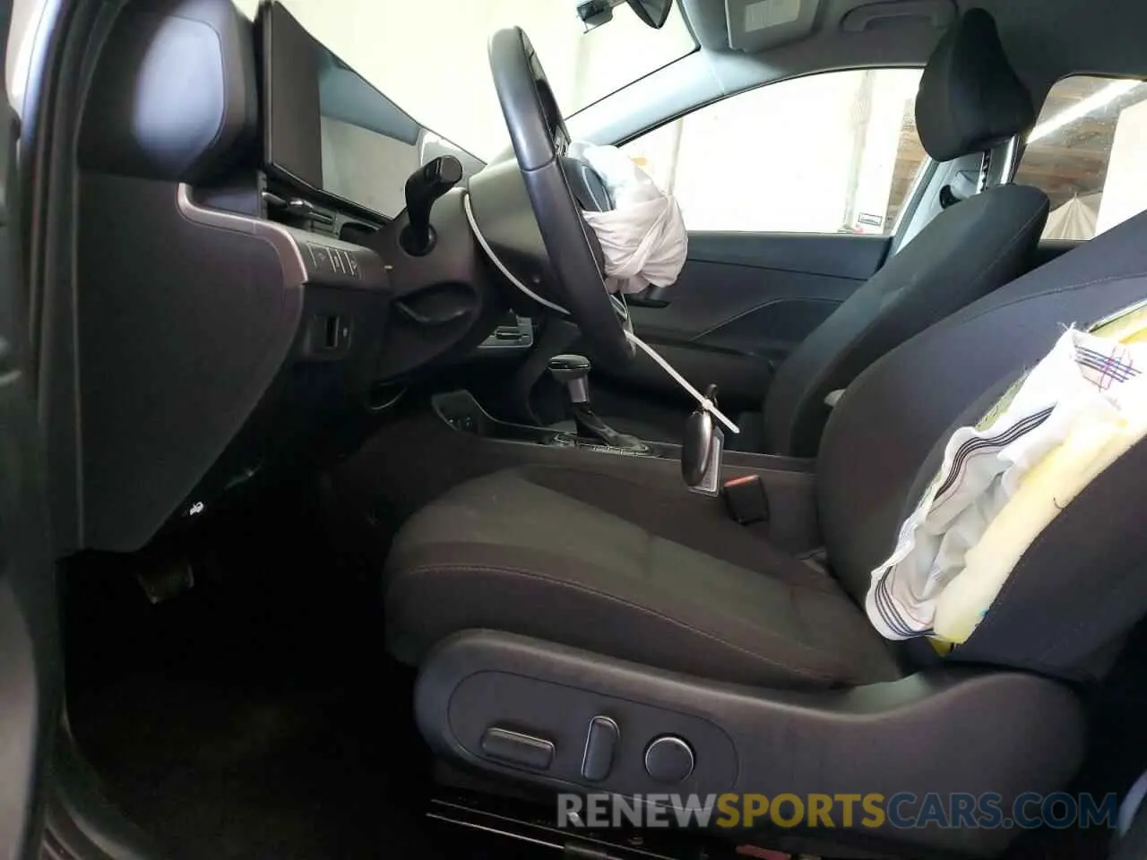 7 fotografías del automóvil dañado KM8HBCABXRU174898 HYUNDAI KONA 2024