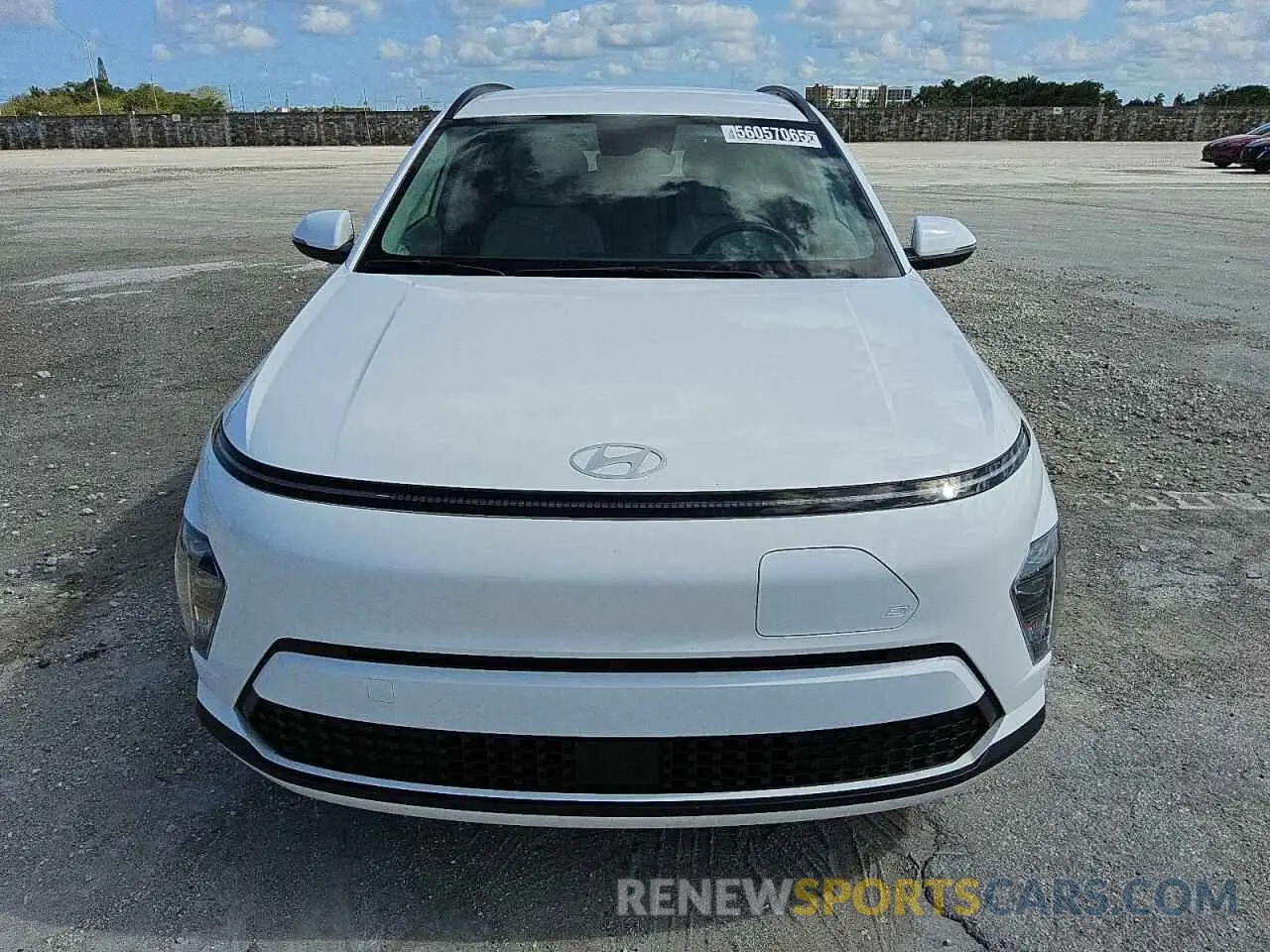 5 fotografías del automóvil dañado KM8HC3A63RU008108 HYUNDAI KONA 2024