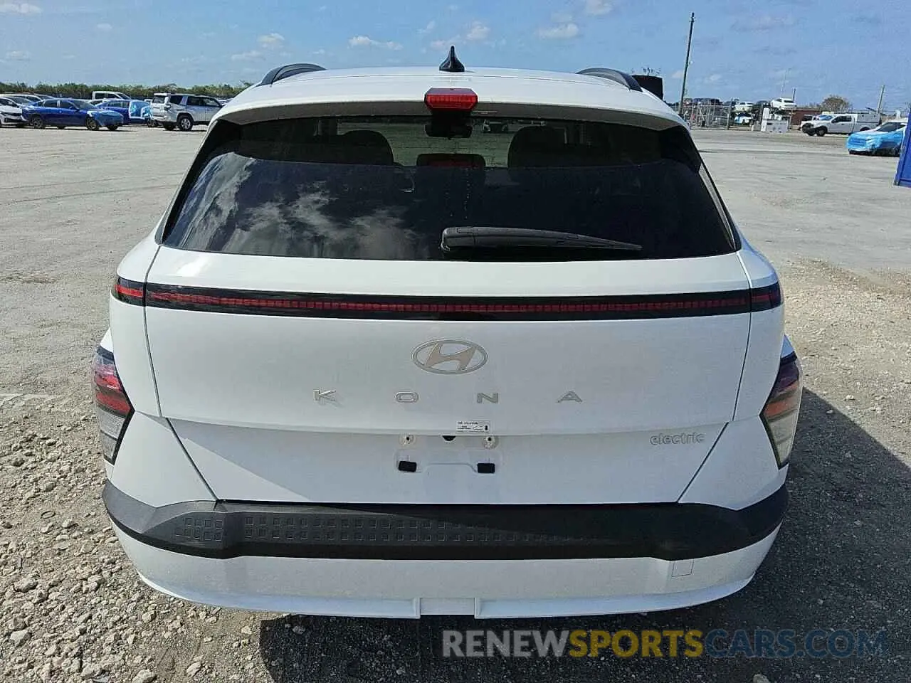 6 fotografías del automóvil dañado KM8HC3A63RU008108 HYUNDAI KONA 2024
