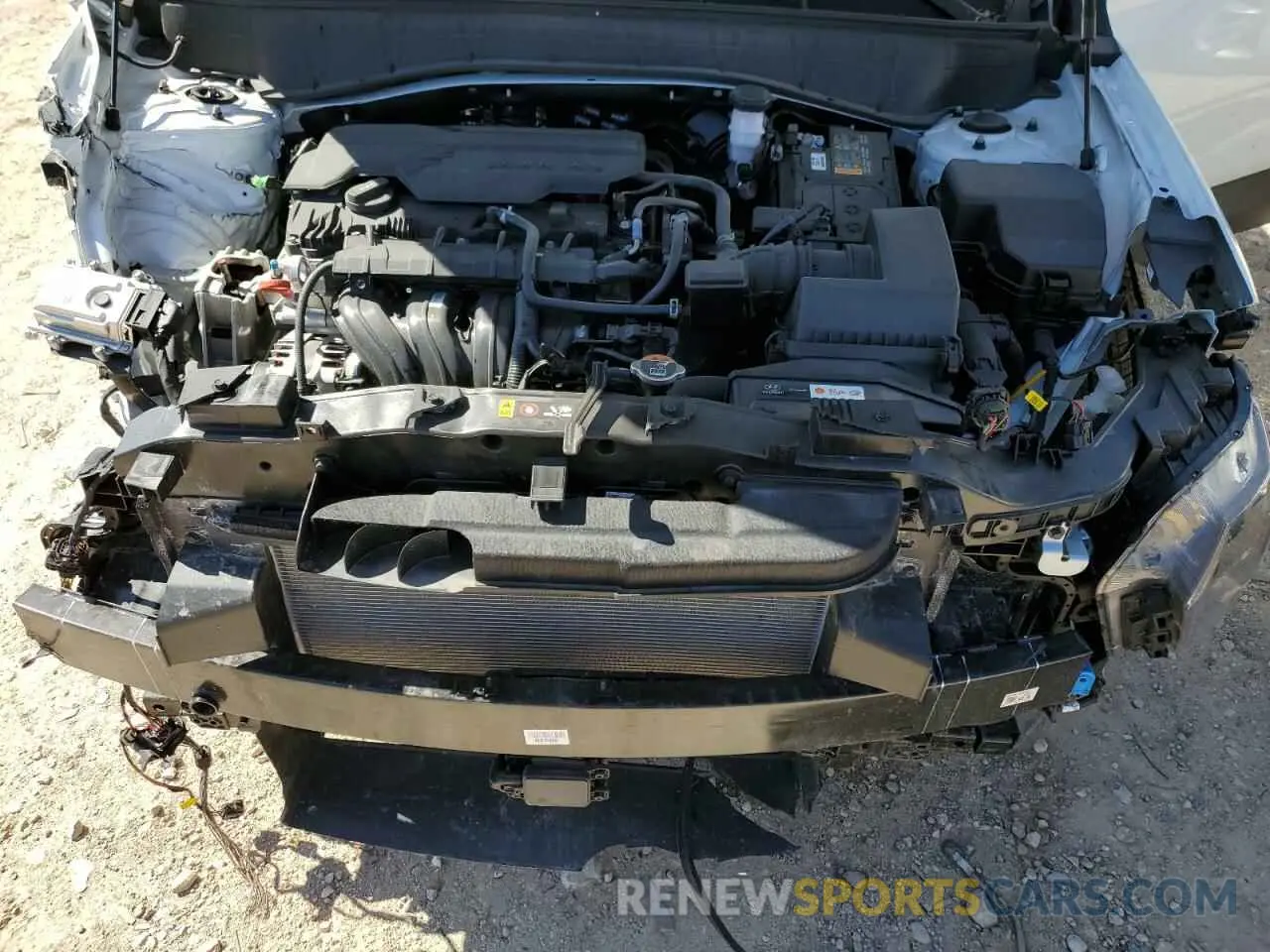 12 fotografías del automóvil dañado KM8HC3AB1RU121682 HYUNDAI KONA 2024