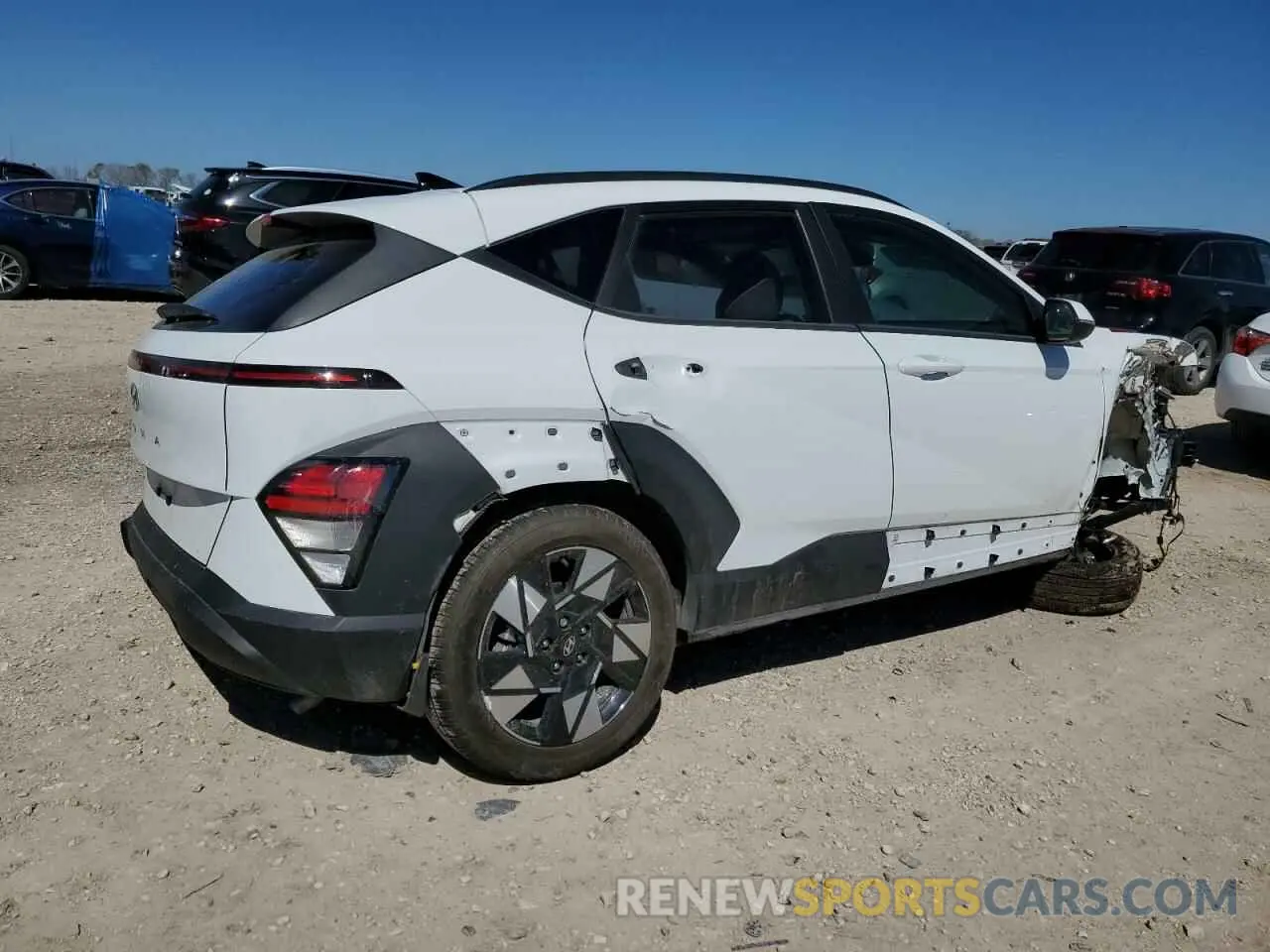 3 fotografías del automóvil dañado KM8HC3AB1RU121682 HYUNDAI KONA 2024
