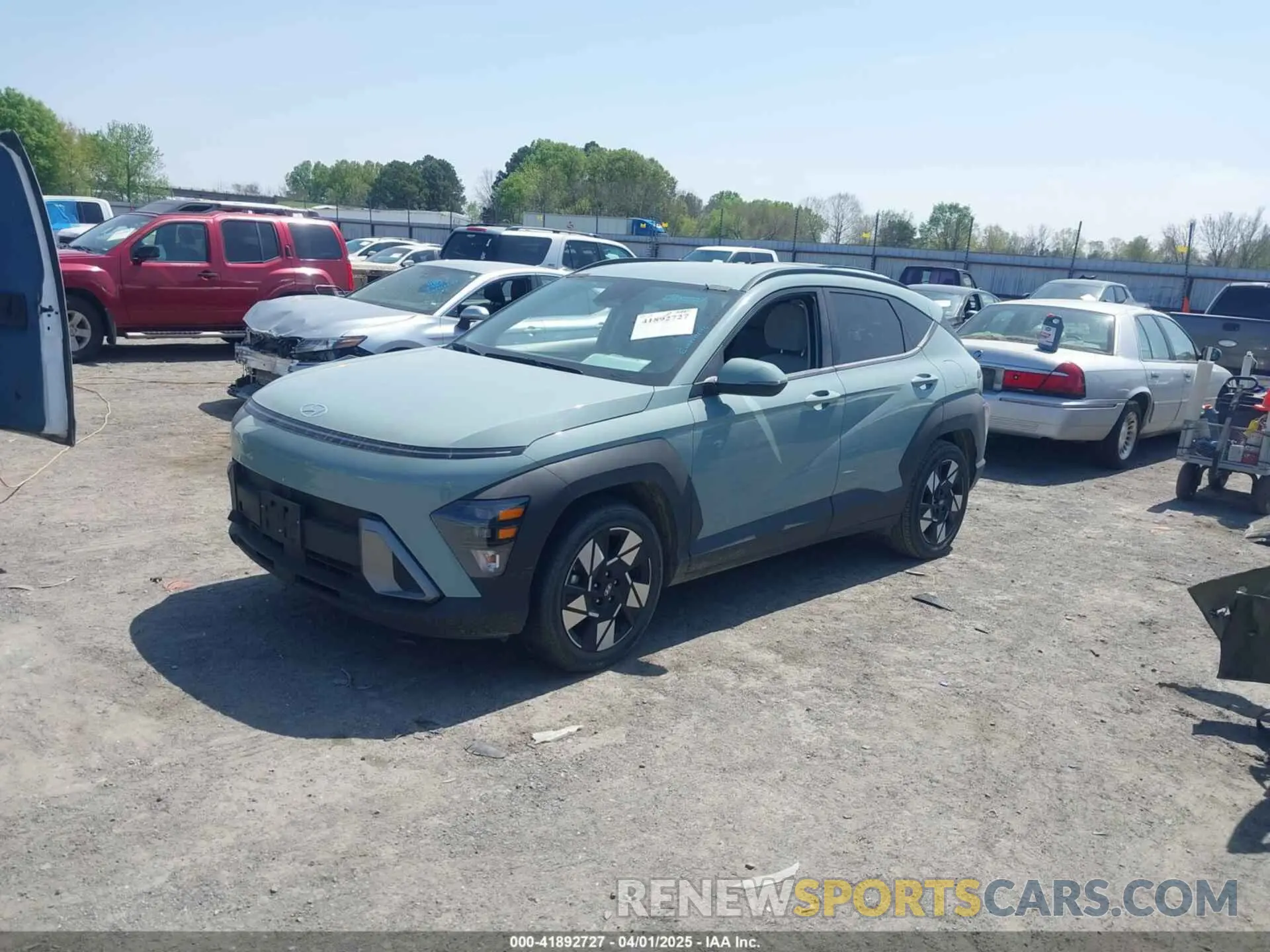 2 fotografías del automóvil dañado KM8HC3AB4RU082523 HYUNDAI KONA 2024