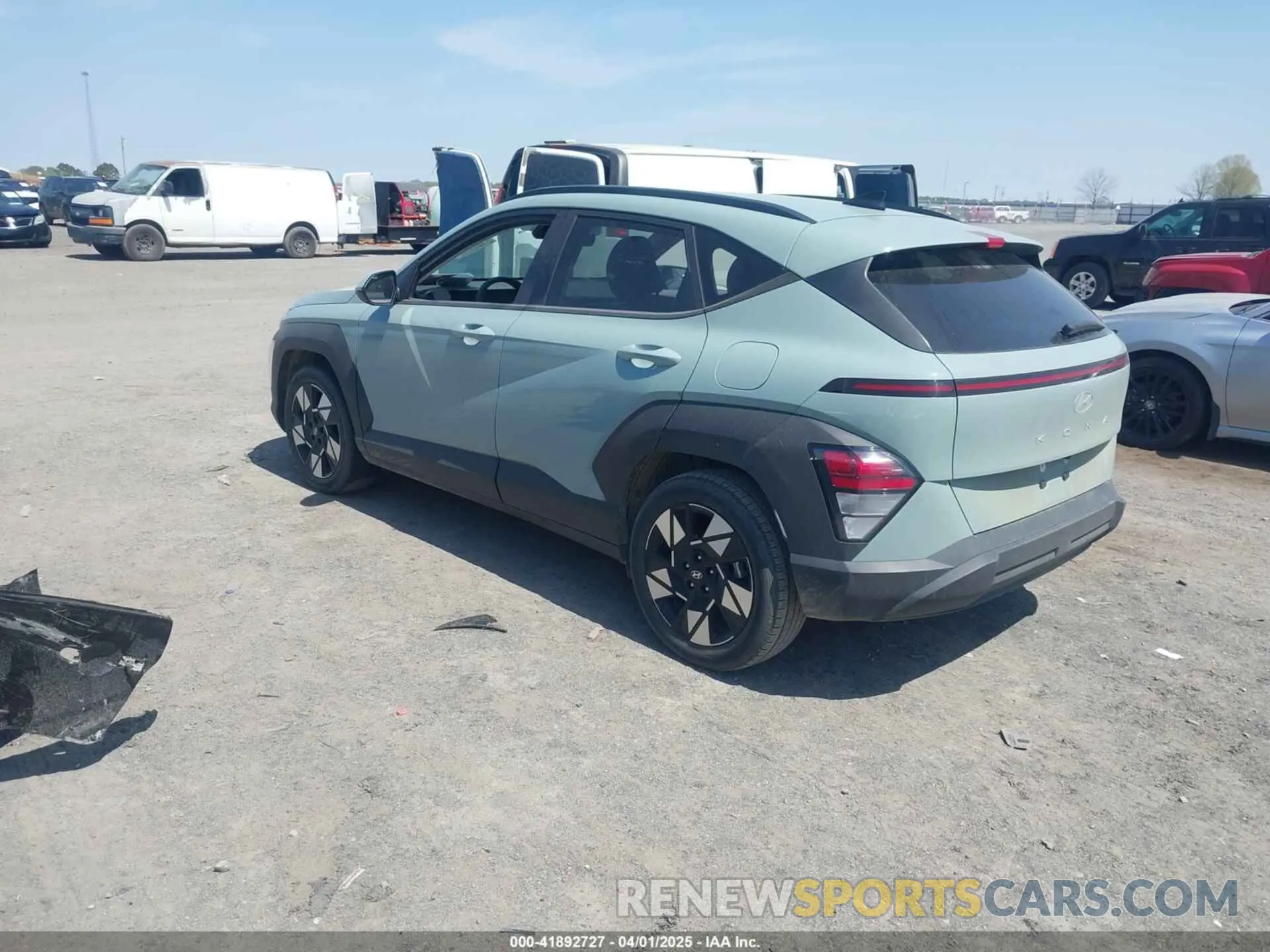 3 fotografías del automóvil dañado KM8HC3AB4RU082523 HYUNDAI KONA 2024