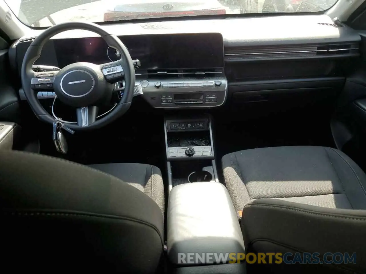 8 fotografías del automóvil dañado KM8HCCAB0RU158626 HYUNDAI KONA 2024