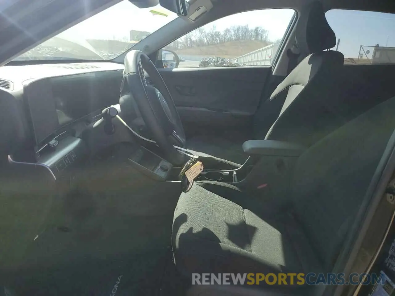 7 fotografías del automóvil dañado KM8HCCAB2RU107516 HYUNDAI KONA 2024