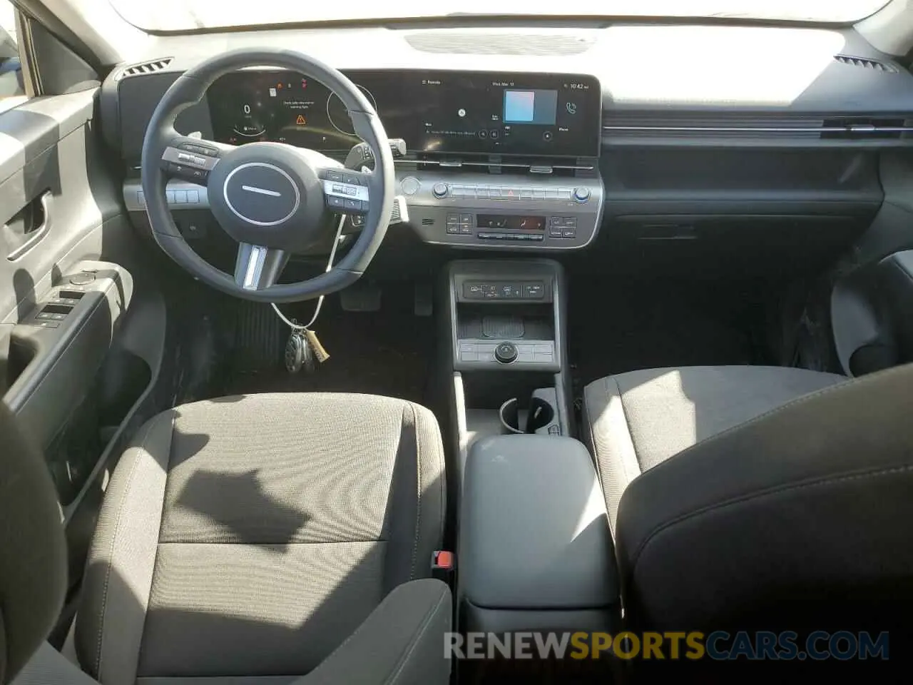 8 fotografías del automóvil dañado KM8HCCAB2RU107516 HYUNDAI KONA 2024