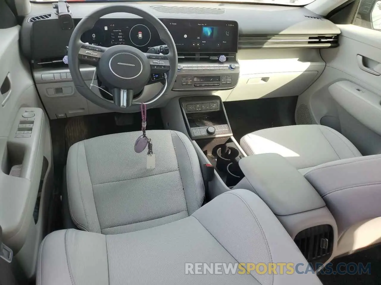 8 fotografías del automóvil dañado KM8HCCAB7RU099672 HYUNDAI KONA 2024