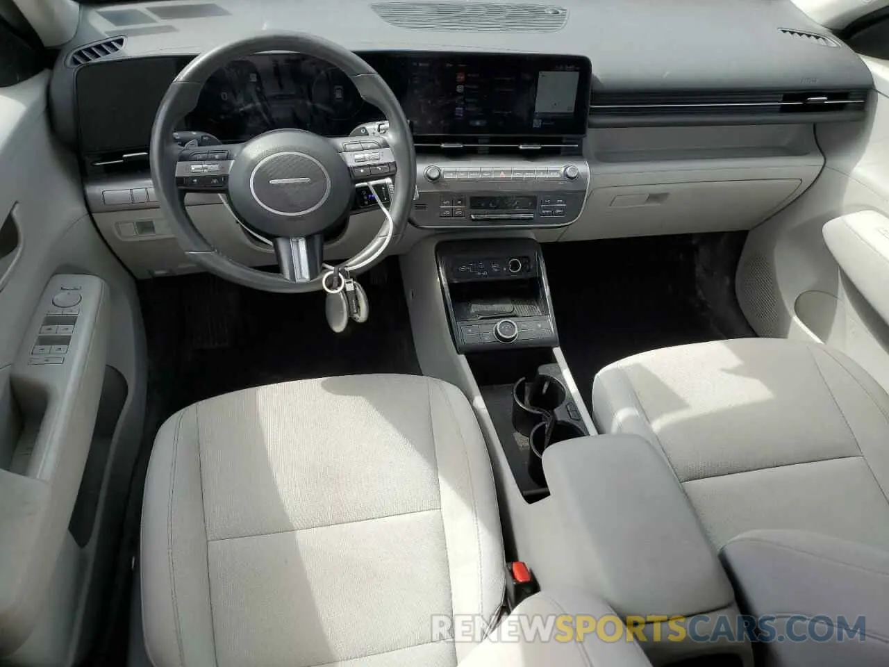 8 fotografías del automóvil dañado KM8HCCAB7RU104076 HYUNDAI KONA 2024