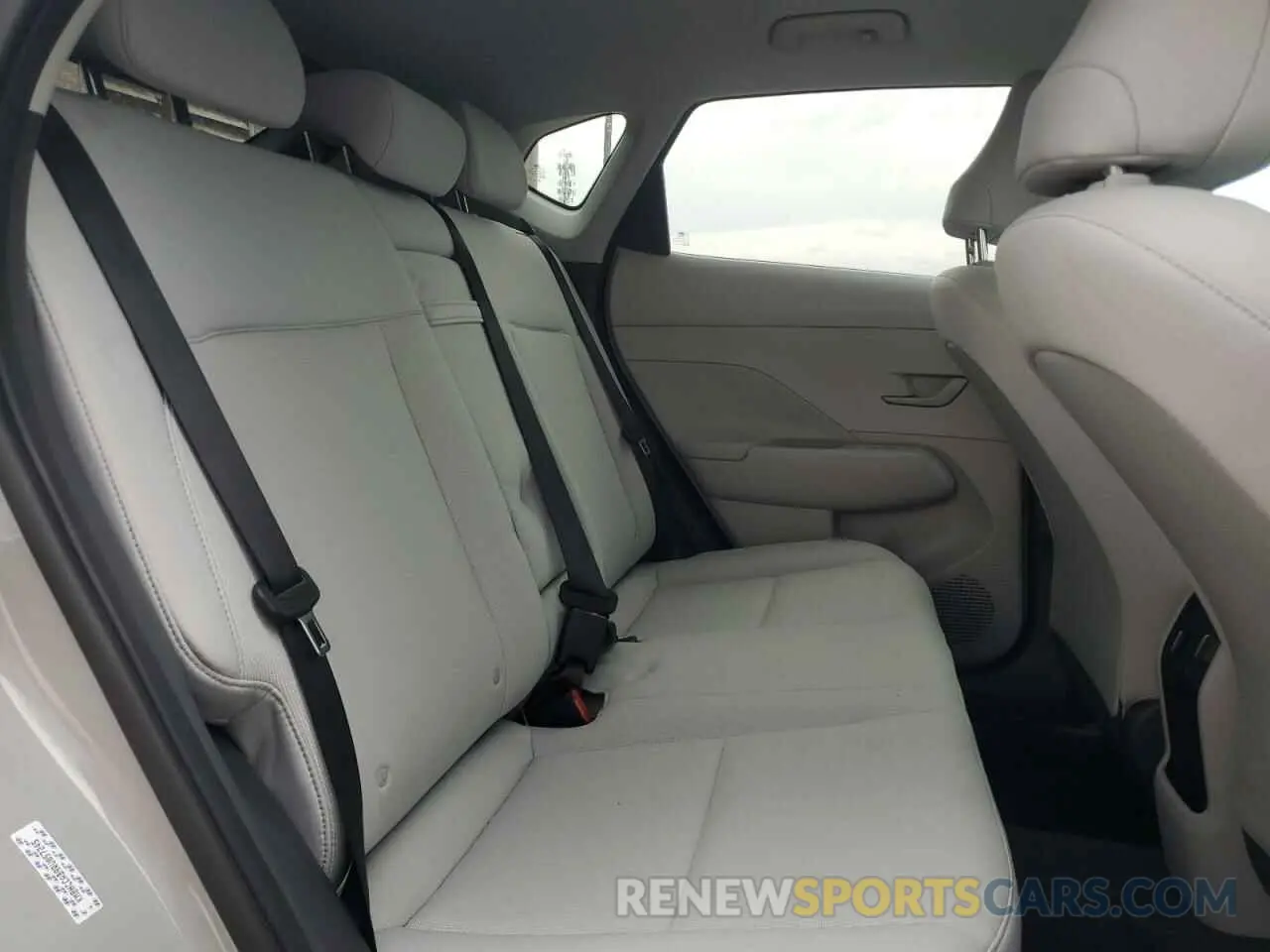 10 fotografías del automóvil dañado KM8HCCAB9RU057245 HYUNDAI KONA 2024