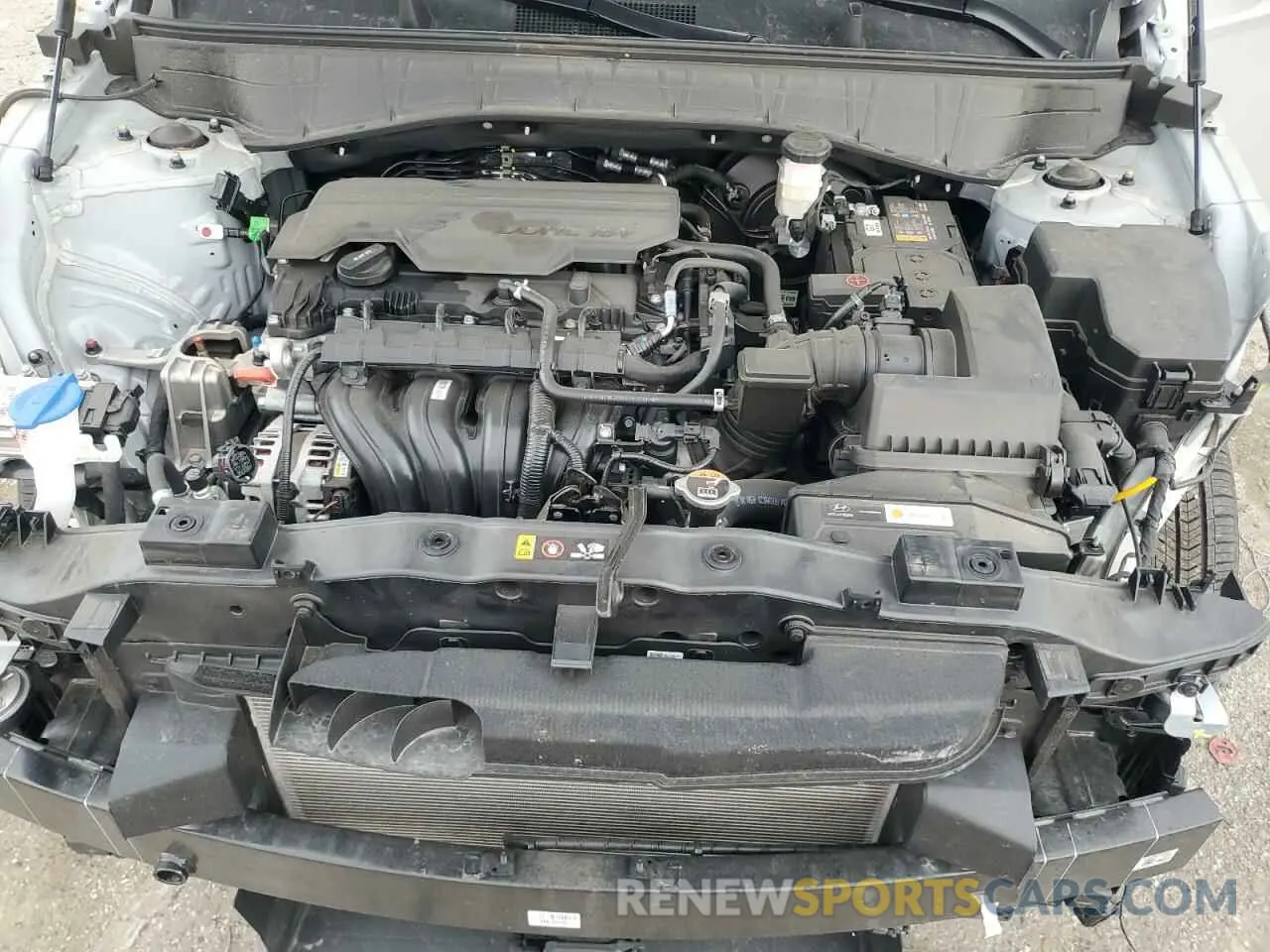 11 fotografías del automóvil dañado KM8HCCAB9RU057245 HYUNDAI KONA 2024