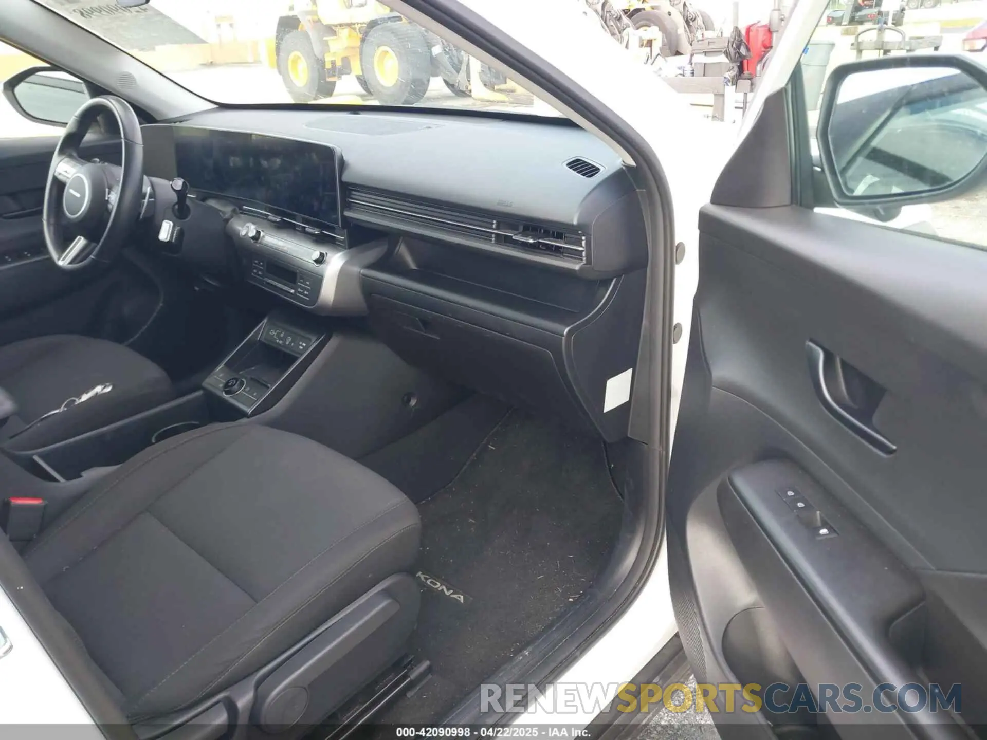 5 fotografías del automóvil dañado KM8HCCABXRU042463 HYUNDAI KONA 2024