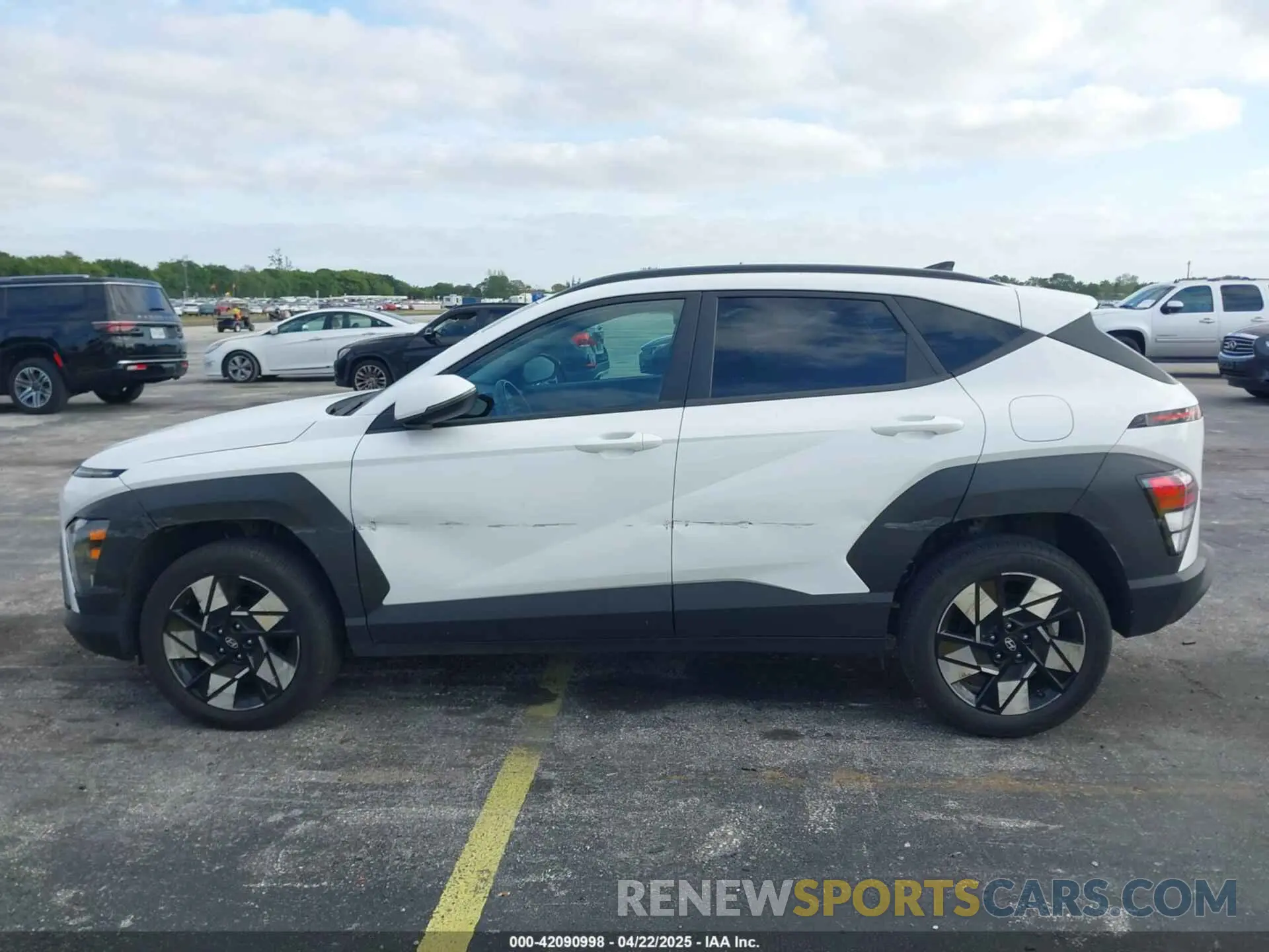6 fotografías del automóvil dañado KM8HCCABXRU042463 HYUNDAI KONA 2024