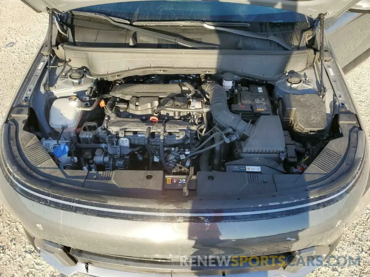 14 fotografías del automóvil dañado KM8HE3A30RU085373 HYUNDAI KONA 2024