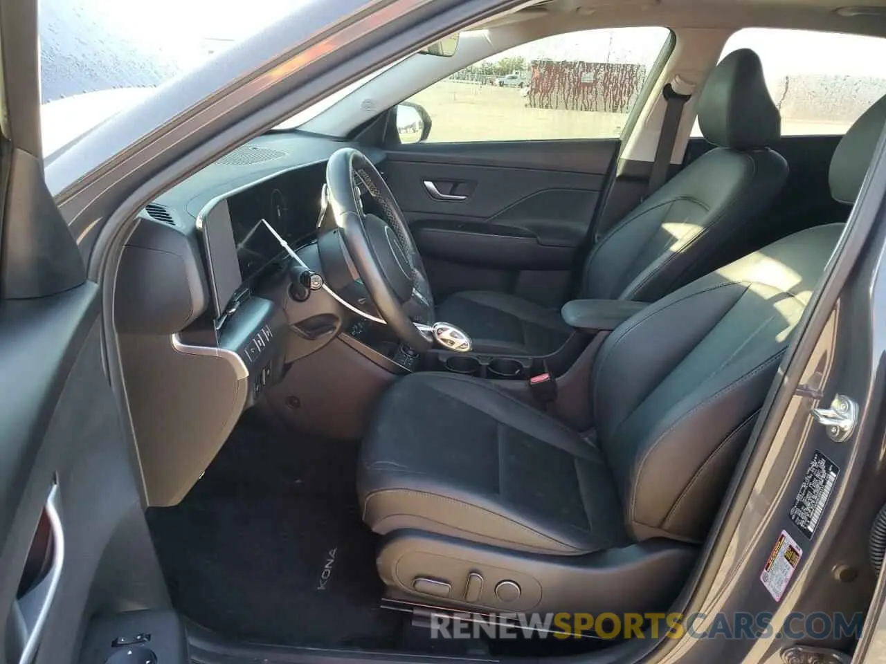 7 fotografías del automóvil dañado KM8HE3A30RU085373 HYUNDAI KONA 2024