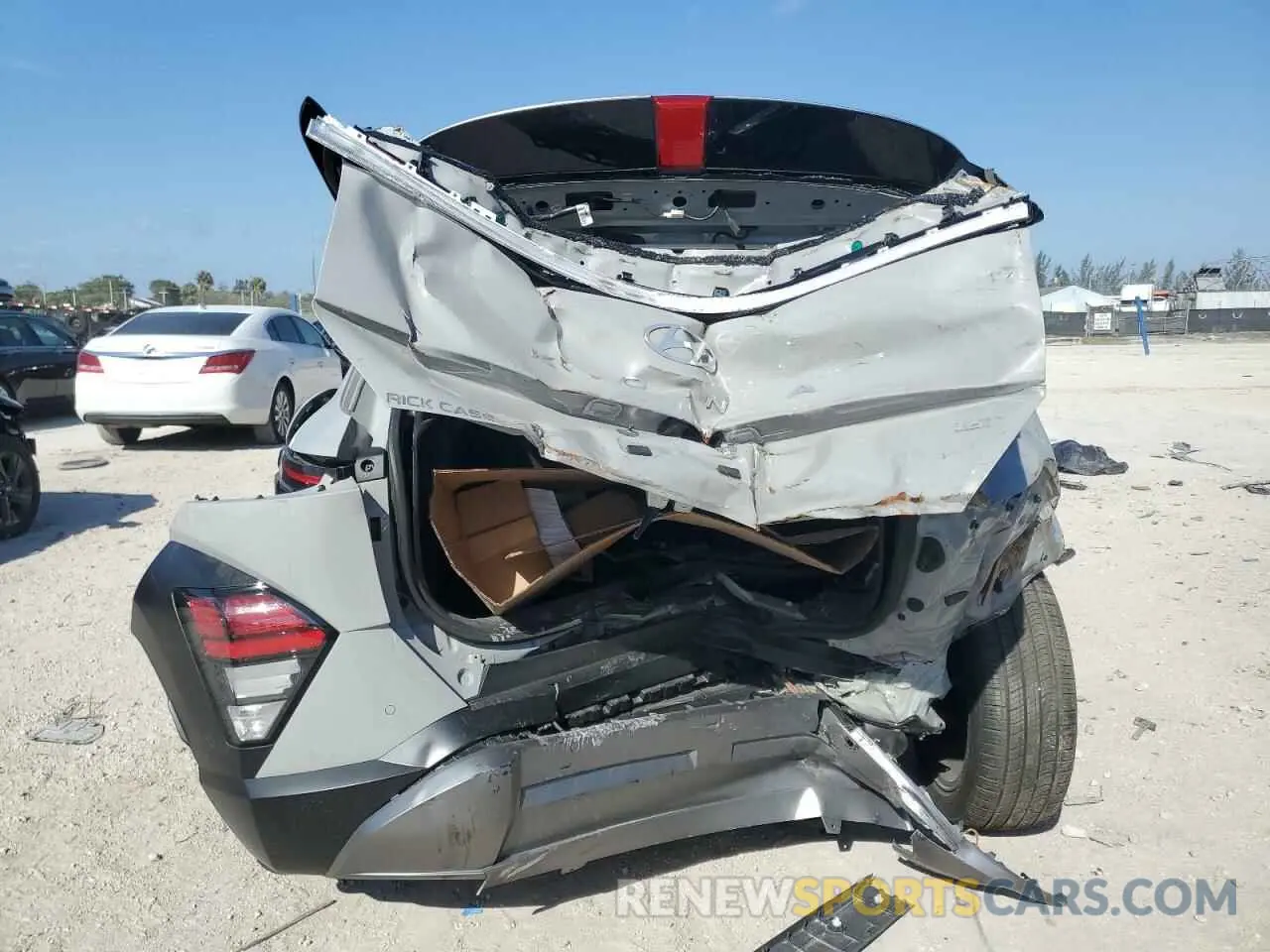 6 fotografías del automóvil dañado KM8HE3A31RU158038 HYUNDAI KONA 2024