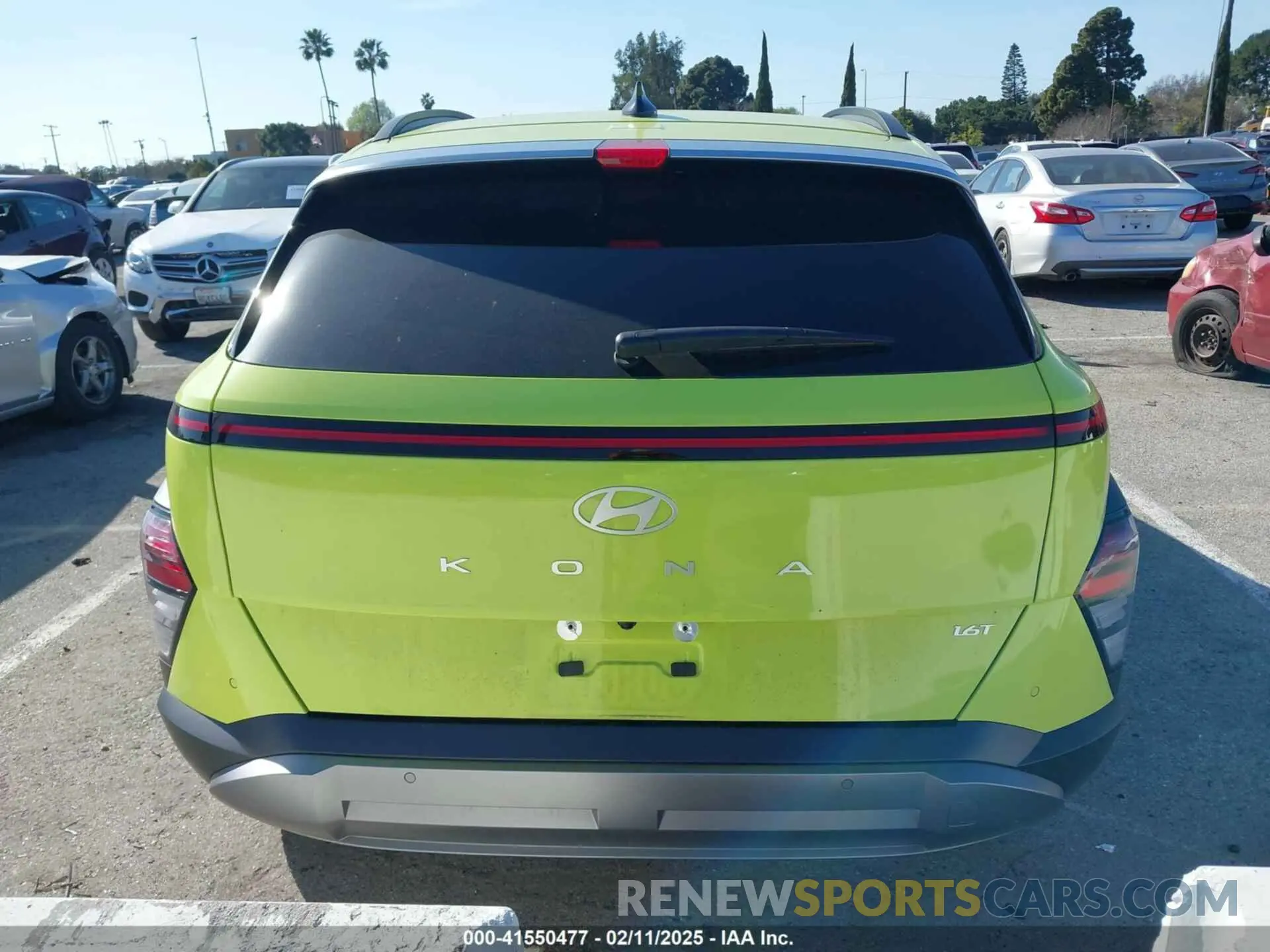 16 fotografías del automóvil dañado KM8HE3A32RU108653 HYUNDAI KONA 2024