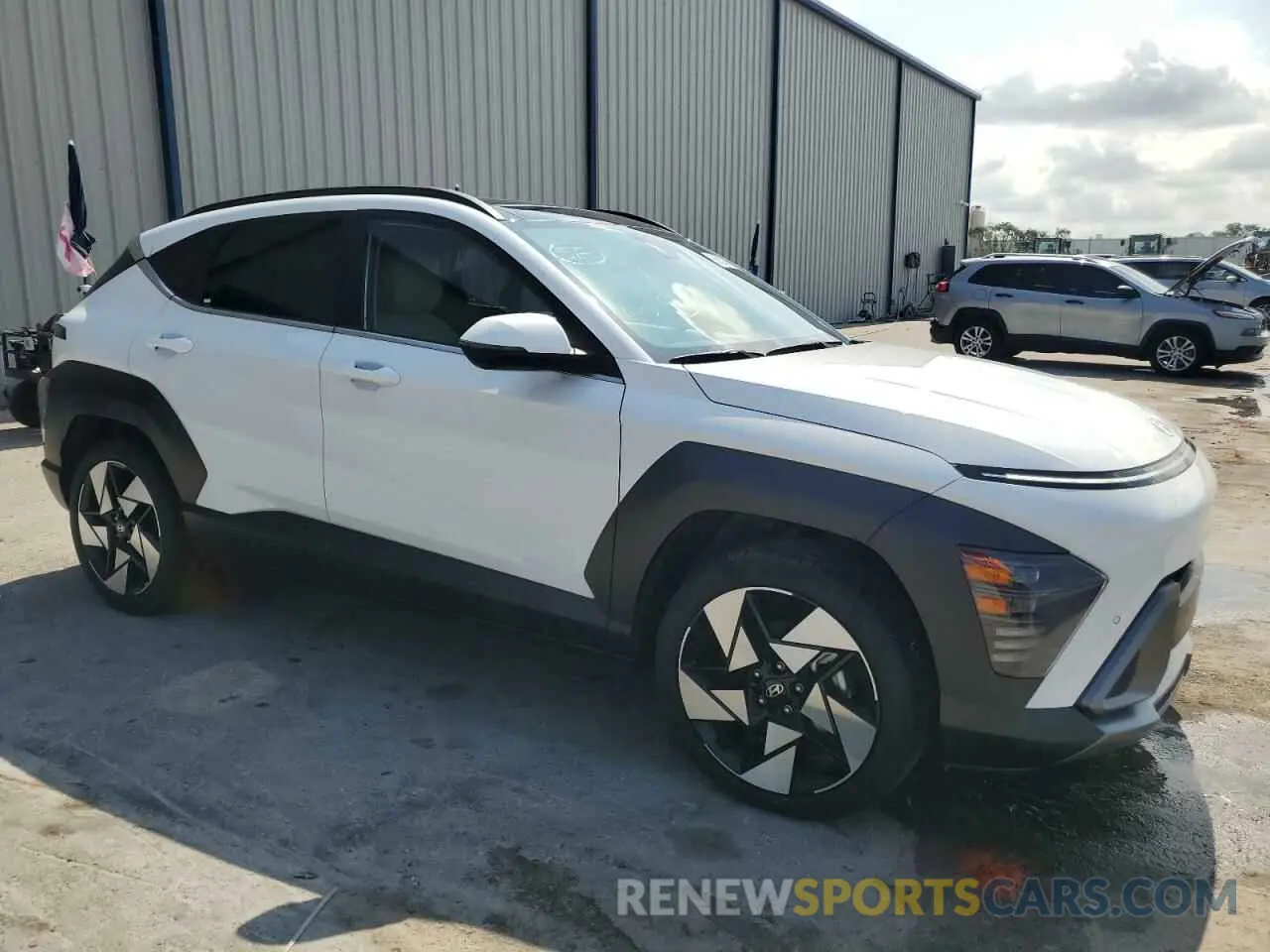 4 fotografías del automóvil dañado KM8HE3A34RU120786 HYUNDAI KONA 2024