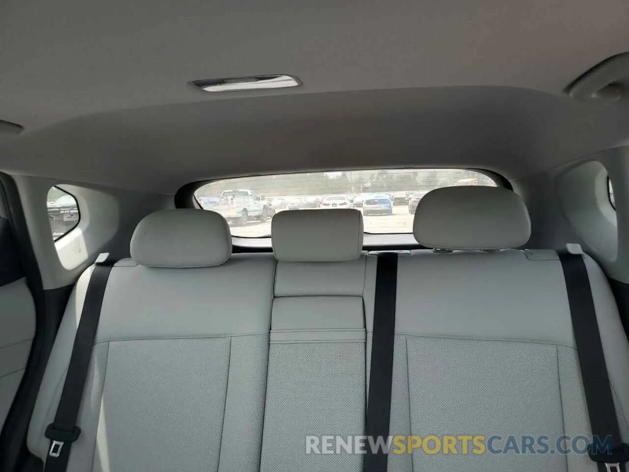 10 fotografías del automóvil dañado KM8HE3A35RU039103 HYUNDAI KONA 2024