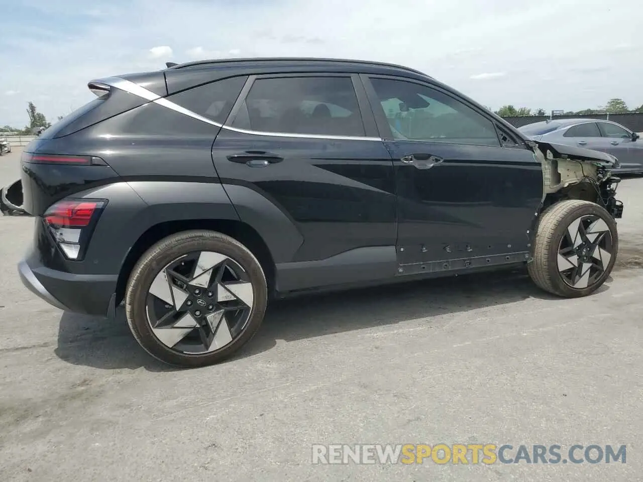 3 fotografías del automóvil dañado KM8HE3A35RU039103 HYUNDAI KONA 2024
