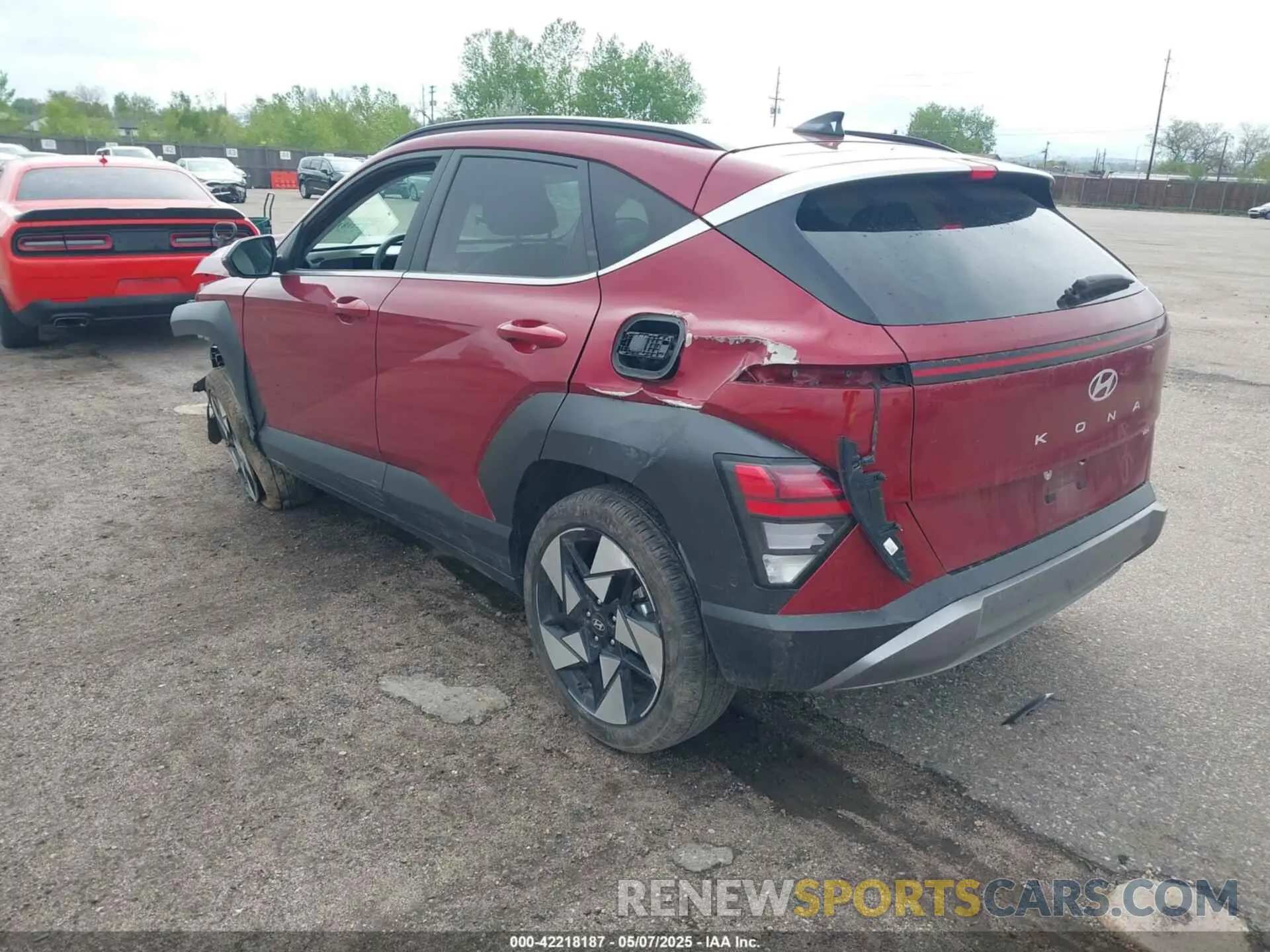 3 fotografías del automóvil dañado KM8HE3A35RU166224 HYUNDAI KONA 2024