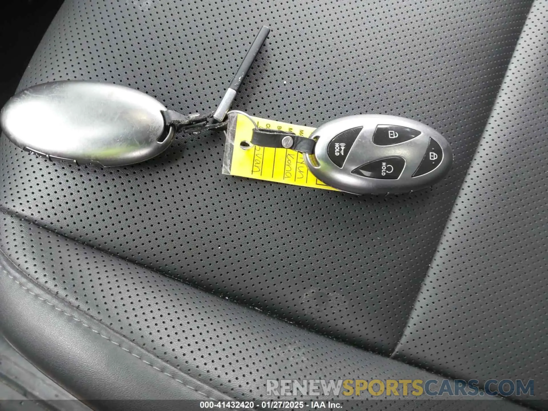 11 fotografías del automóvil dañado KM8HE3A36RU065595 HYUNDAI KONA 2024