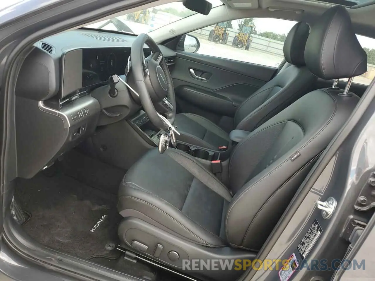 7 fotografías del automóvil dañado KM8HE3A38RU122198 HYUNDAI KONA 2024