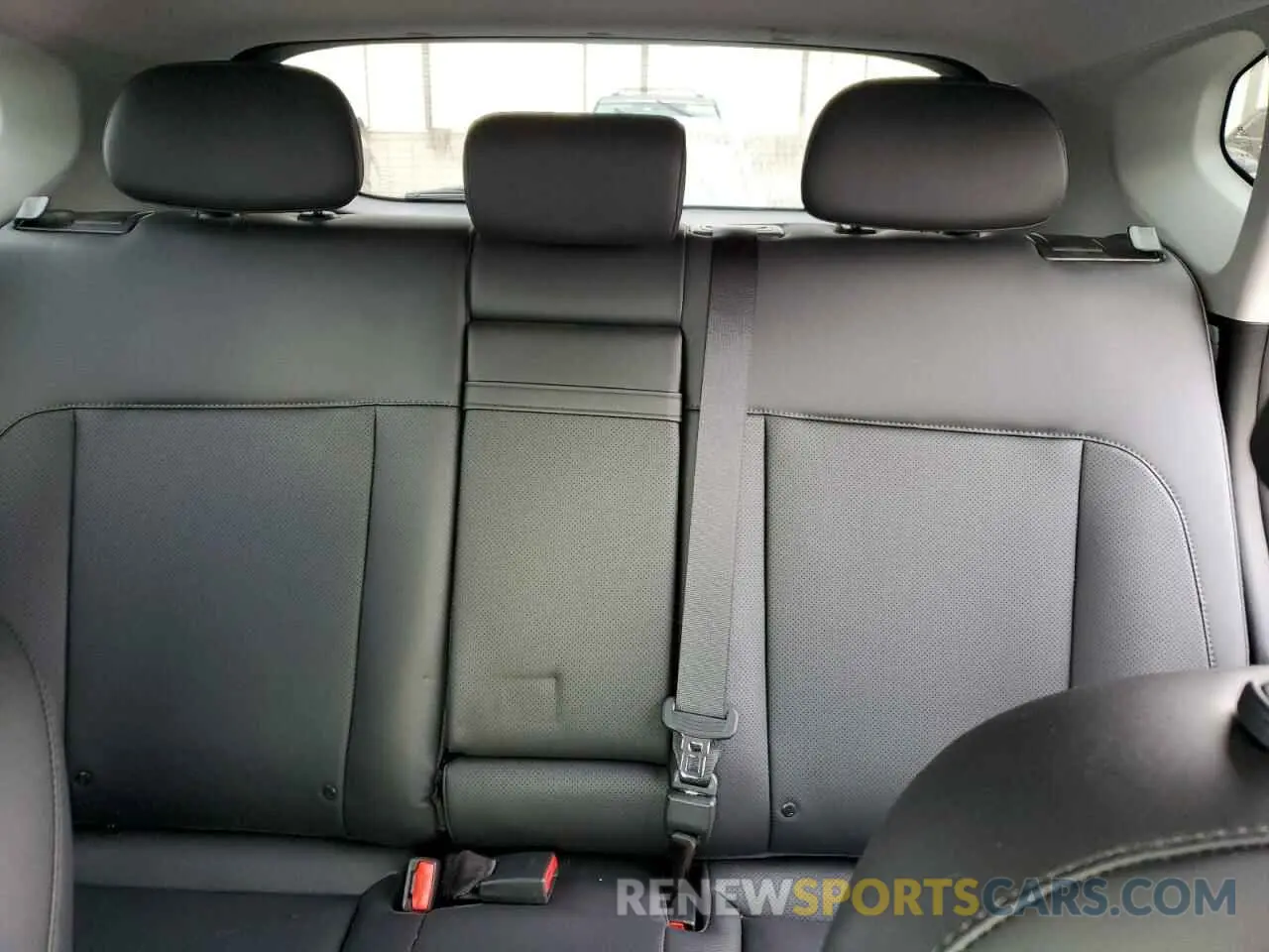 10 fotografías del automóvil dañado KM8HECA36RU172176 HYUNDAI KONA 2024
