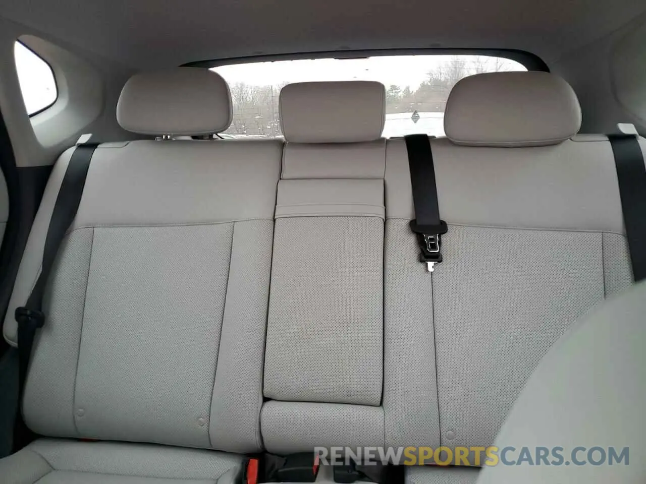10 fotografías del automóvil dañado KM8HECA37RU081921 HYUNDAI KONA 2024