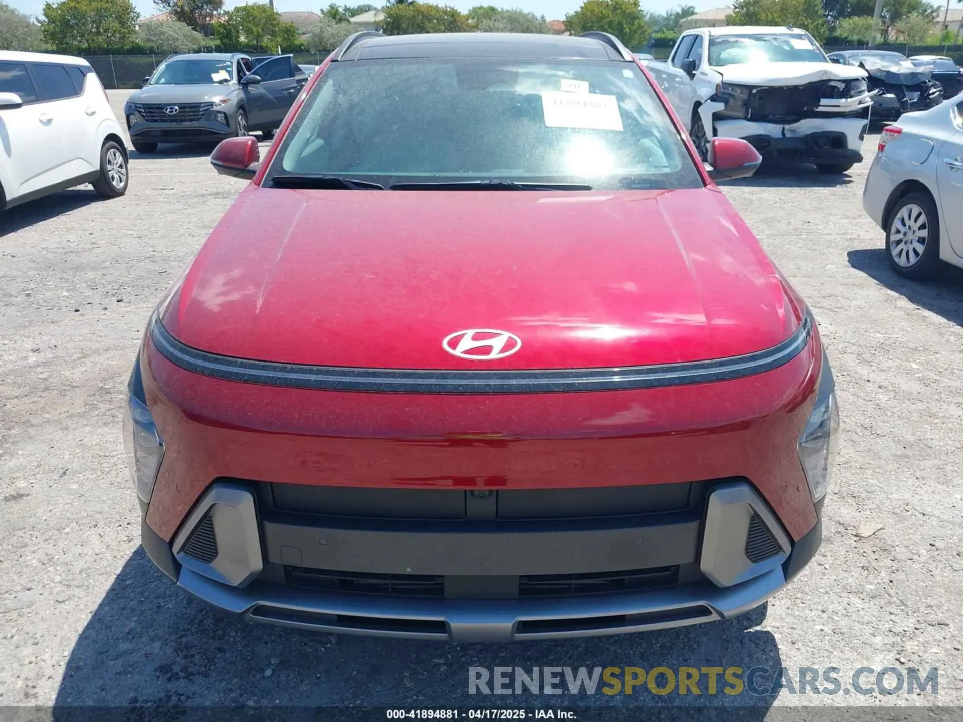 12 fotografías del automóvil dañado KM8HECA37RU111581 HYUNDAI KONA 2024