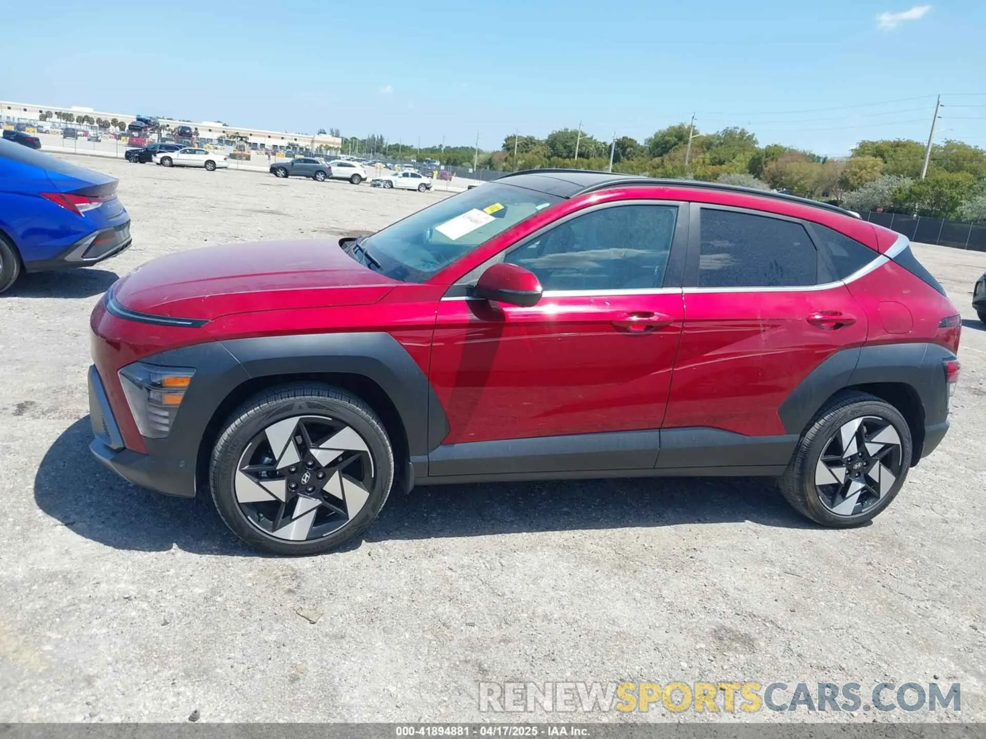 14 fotografías del automóvil dañado KM8HECA37RU111581 HYUNDAI KONA 2024